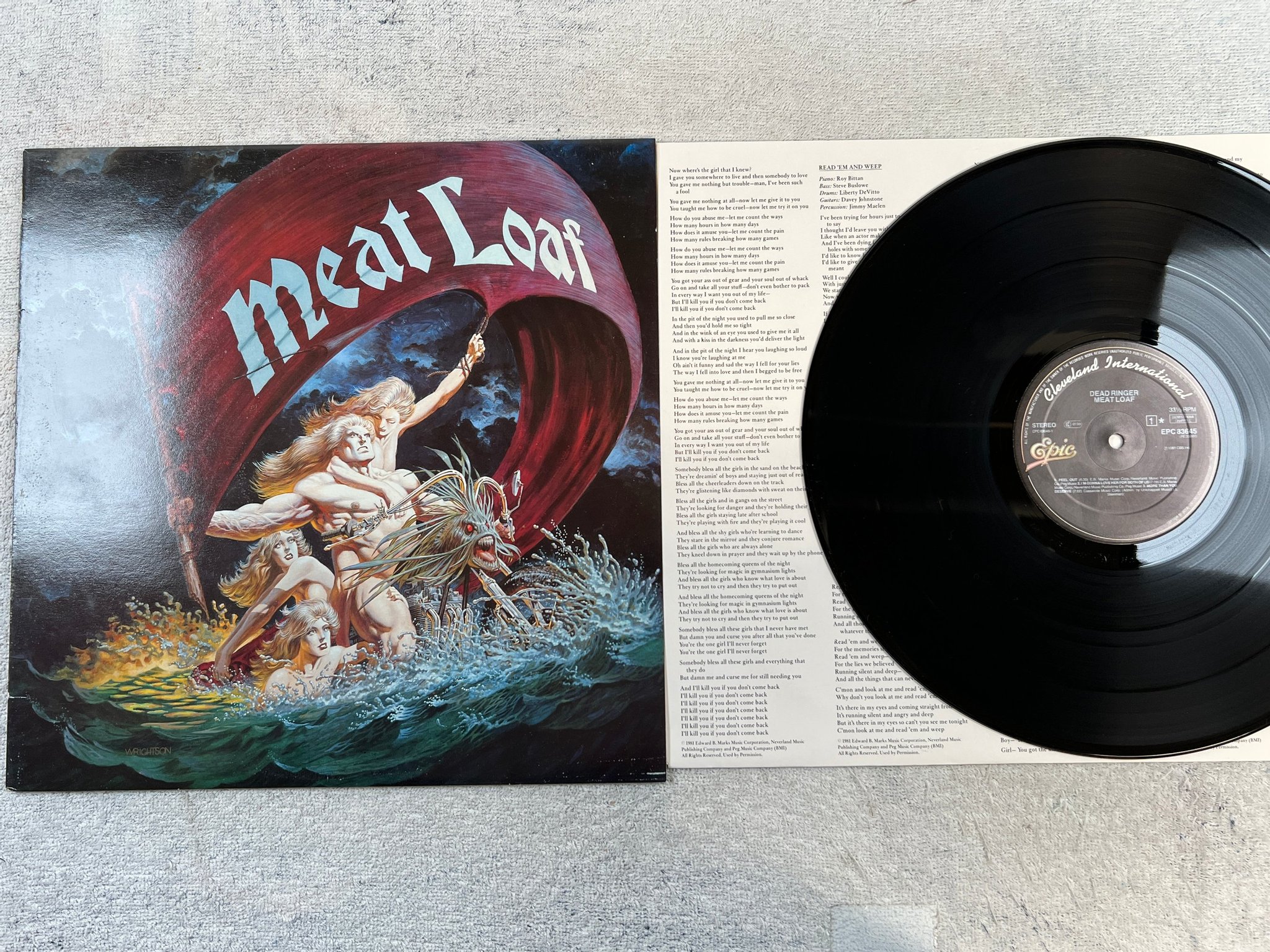 Omslagsbild för skivan MEAT LOAF Dead Ringer LP -81 EPIC EPC 83645