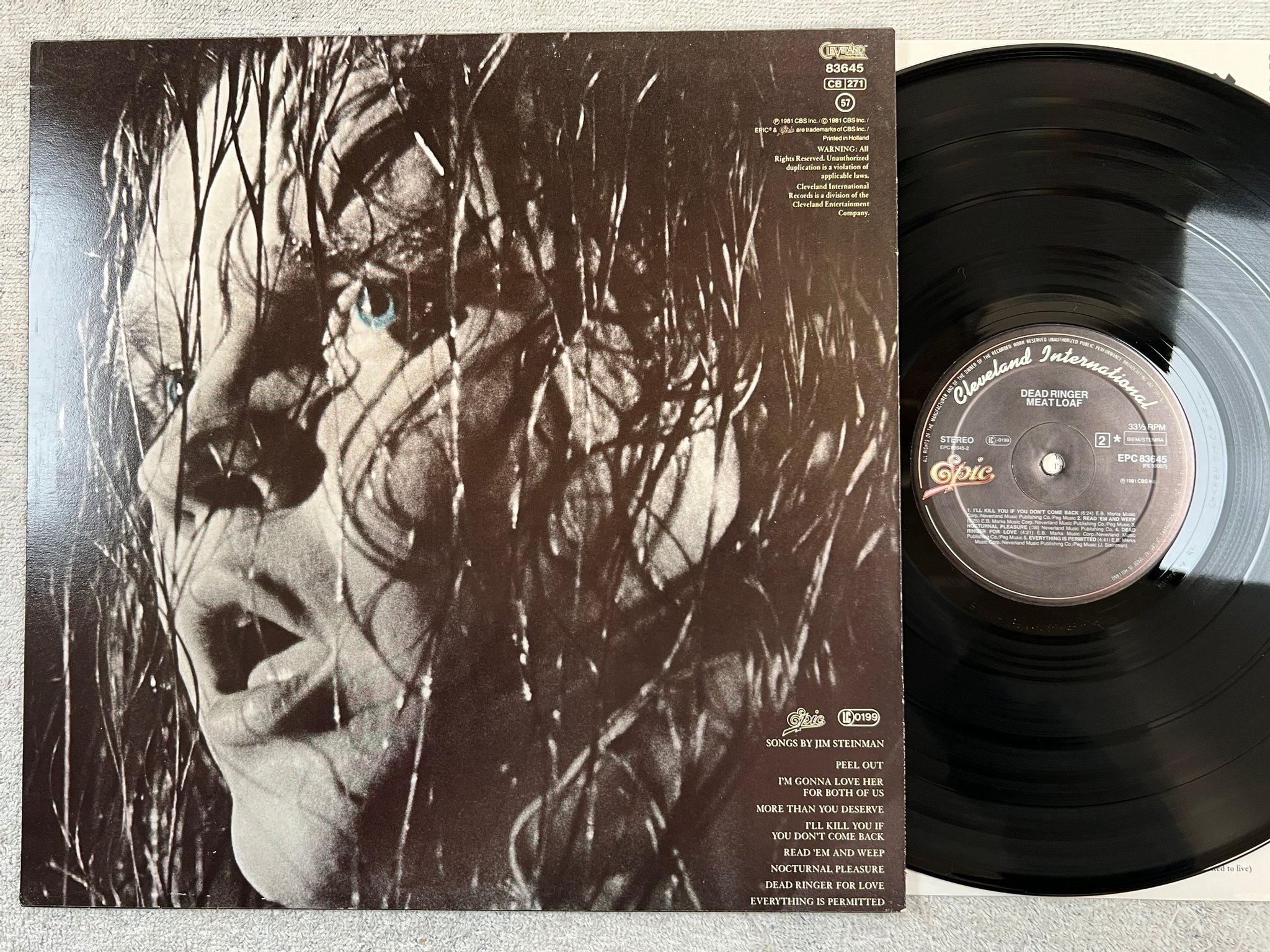Omslagsbild för skivan MEAT LOAF Dead Ringer LP -81 EPIC EPC 83645