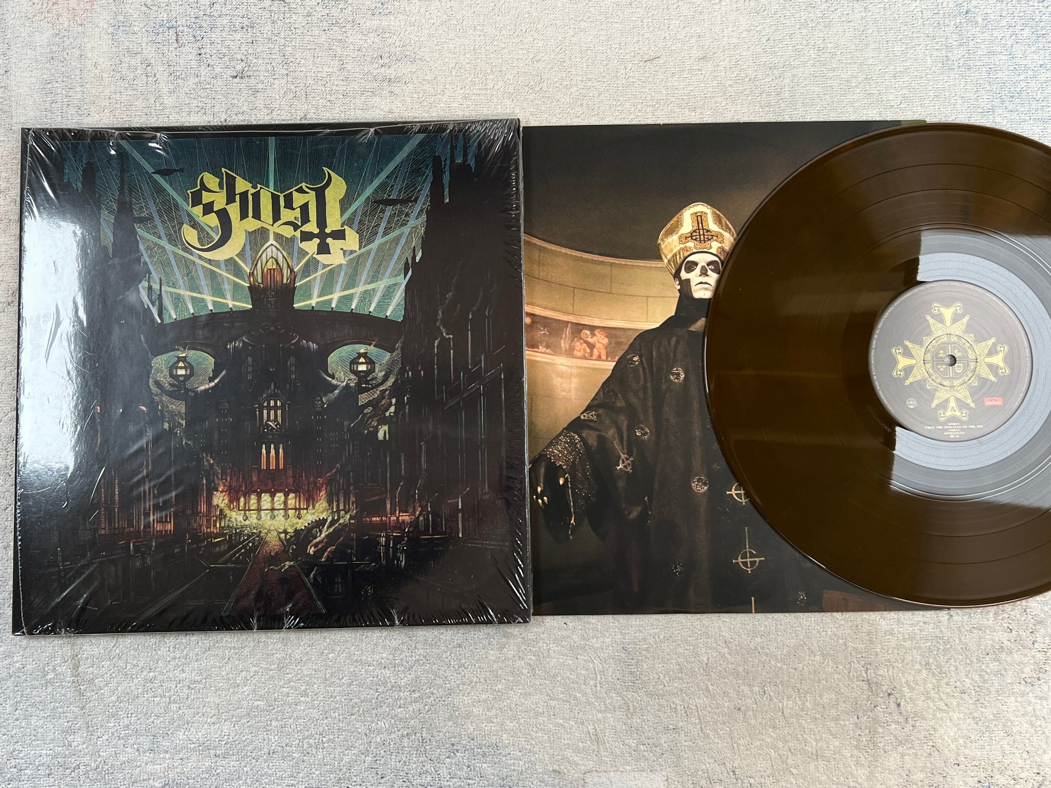 Omslagsbild för skivan GHOST Meliora LP 2015 UNIVERSAL 060254733056 bronze edition 