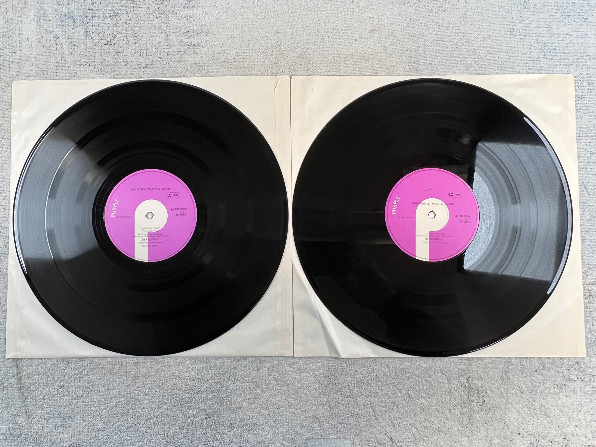Omslagsbild för skivan DEEP PURPLE made in Japan 2xLP EEC PURPLE 1A 138-93915