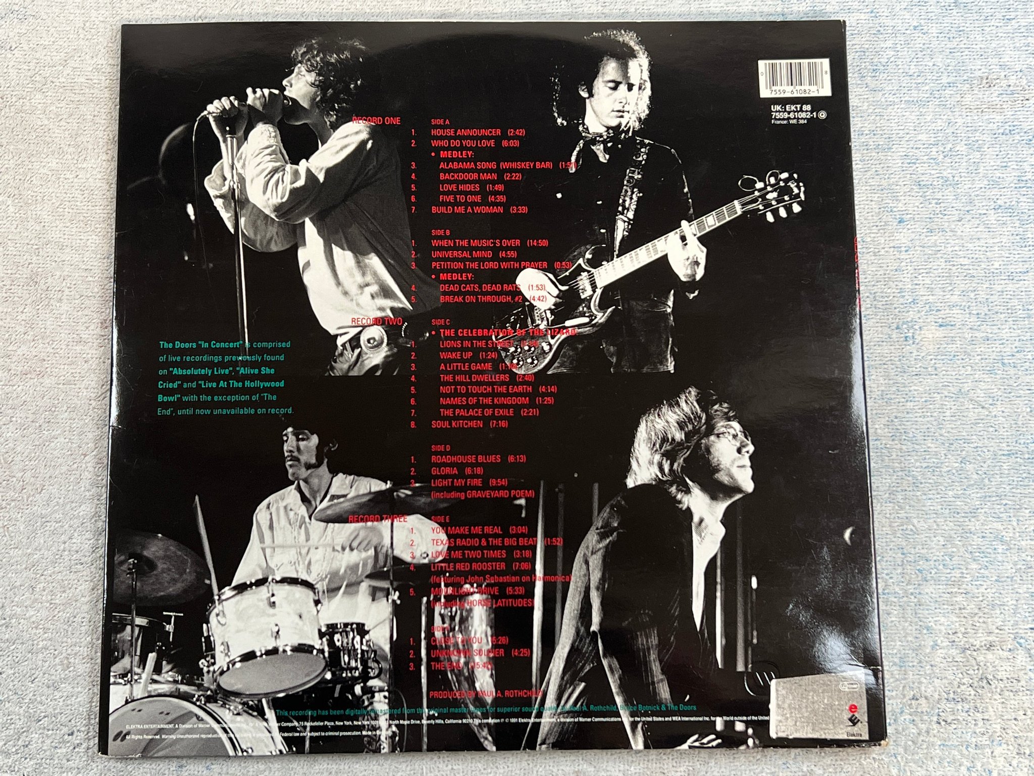 Omslagsbild för skivan THE DOORS in concert 3xLP -91 Ger ELEKTRA 7559-61082-1