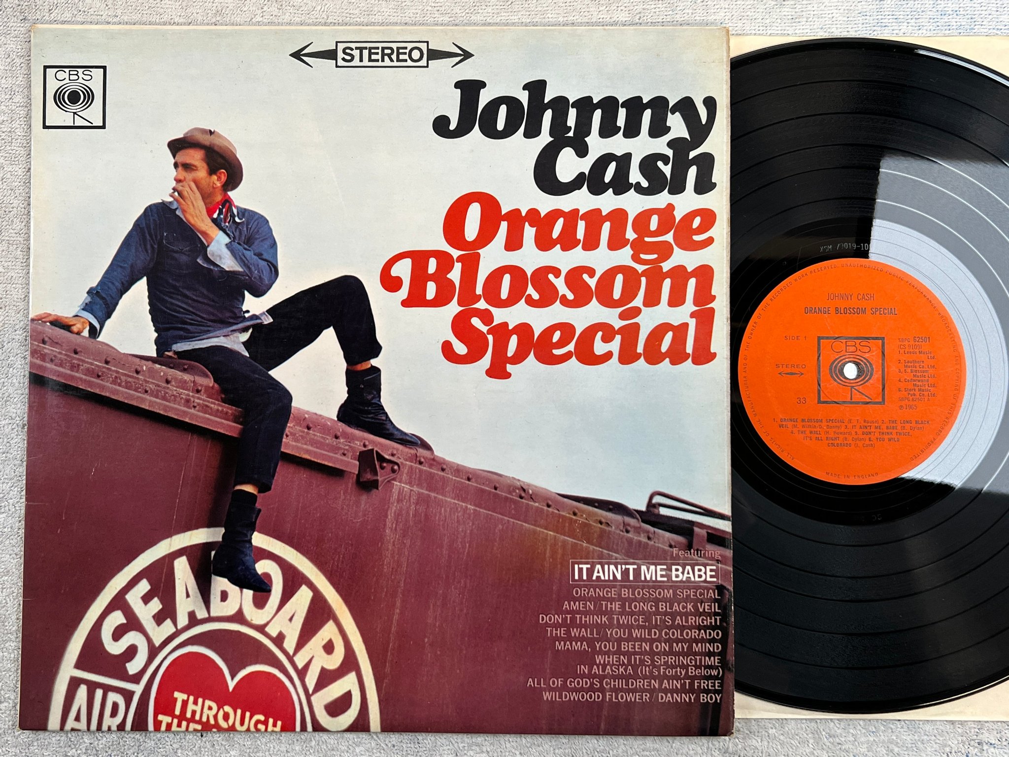 Omslagsbild för skivan JOHNNY CASH orange blossom special LP -65 UK CBS SBPG 62501