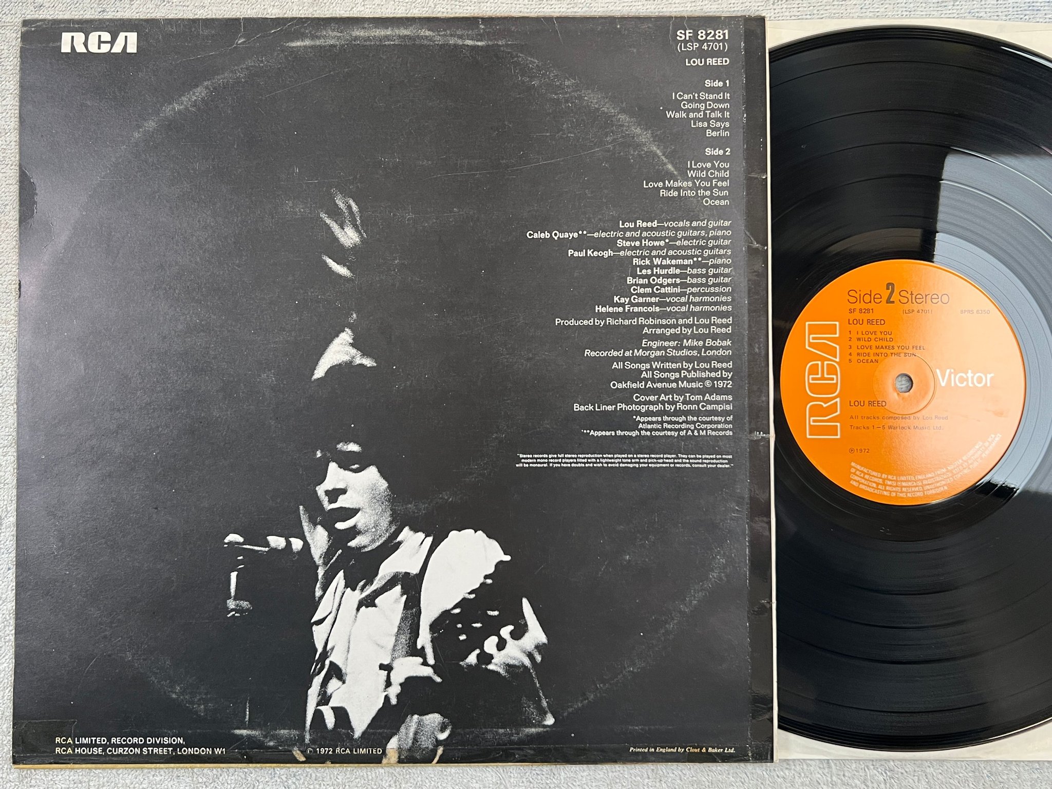 Omslagsbild för skivan LOU REED s/t LP -72 UK RCA SF 8281