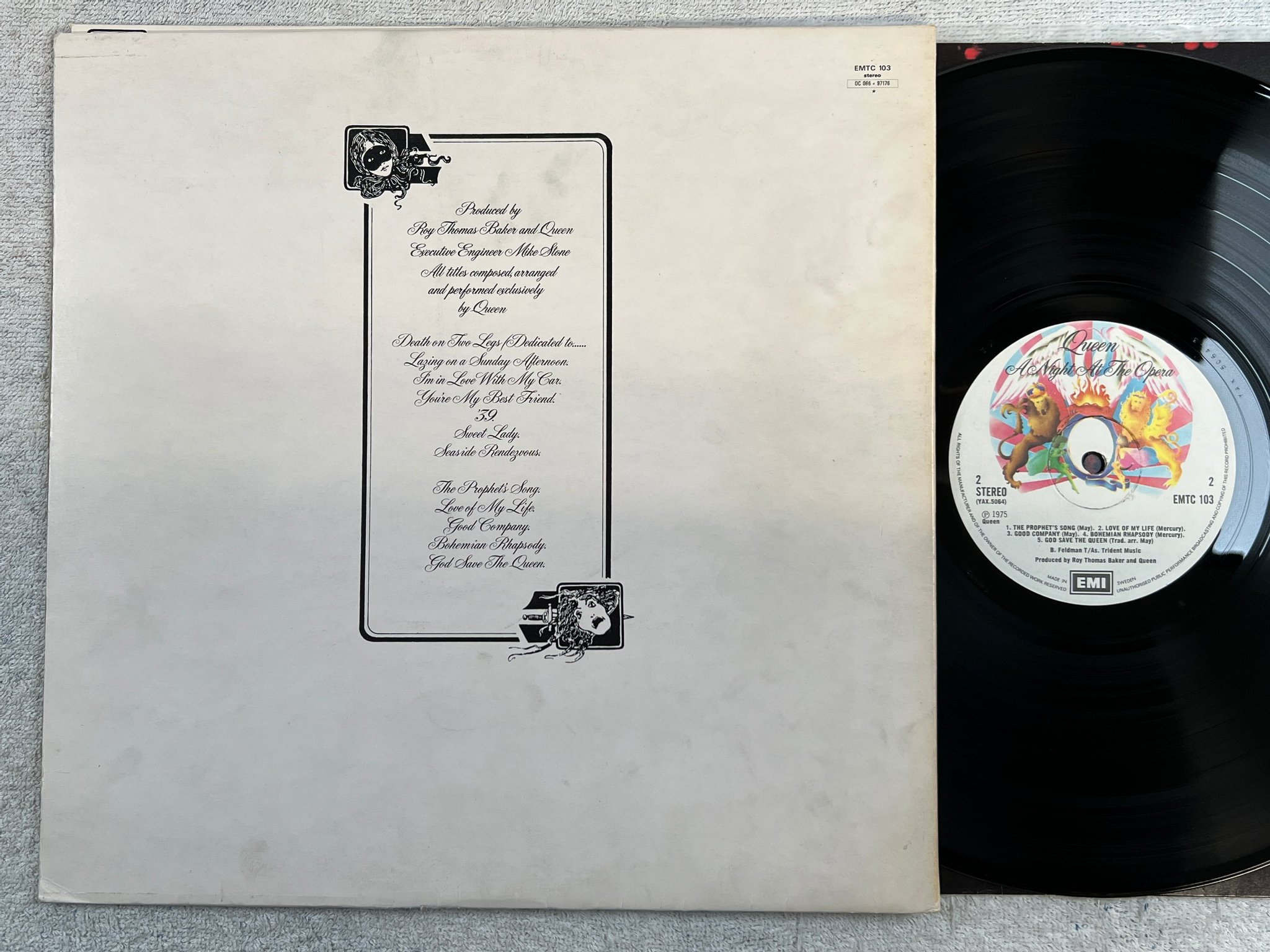 Omslagsbild för skivan QUEEN a night at the opera LP -75 UK EMI EMTC 103 ** CLASSIC ! ! **