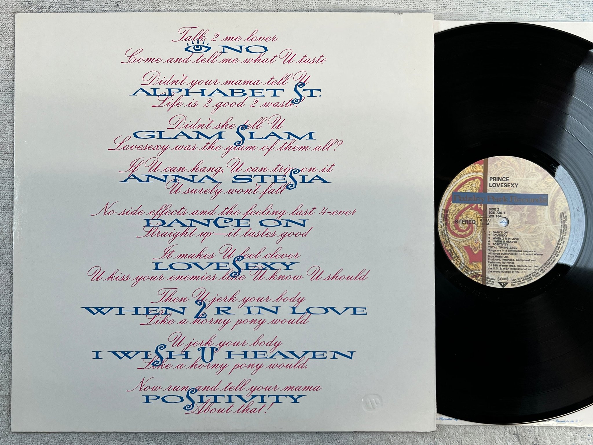Omslagsbild för skivan PRINCE lovesexy LP -88 Ger PAISLEY PARK 925 720-1