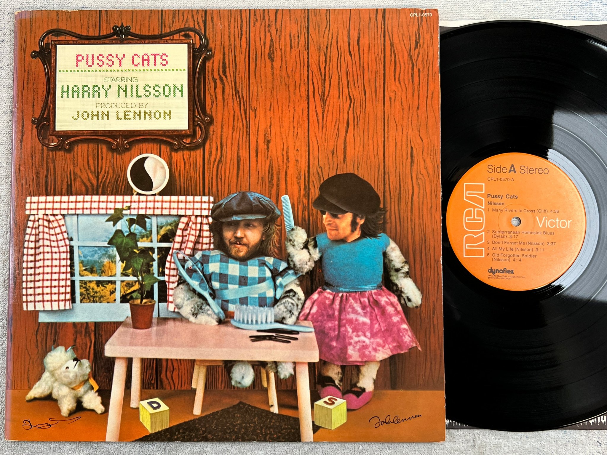 Omslagsbild för skivan NILSSON pussy cats LP -74 US RCA CPL1 0570