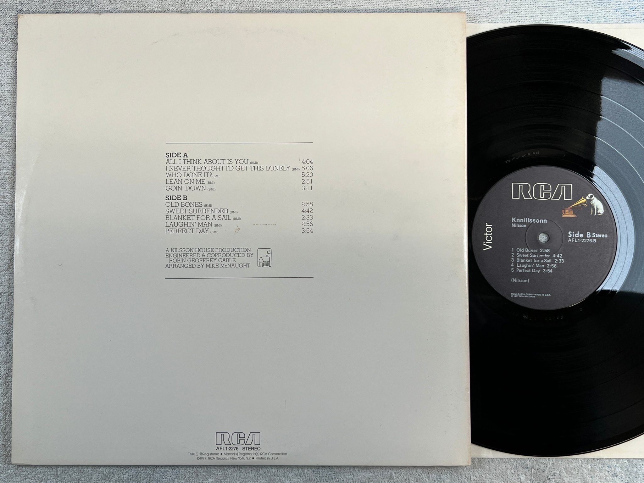 Omslagsbild för skivan NILSSON Knnillssonn LP -77 US RCA AFL1-2276