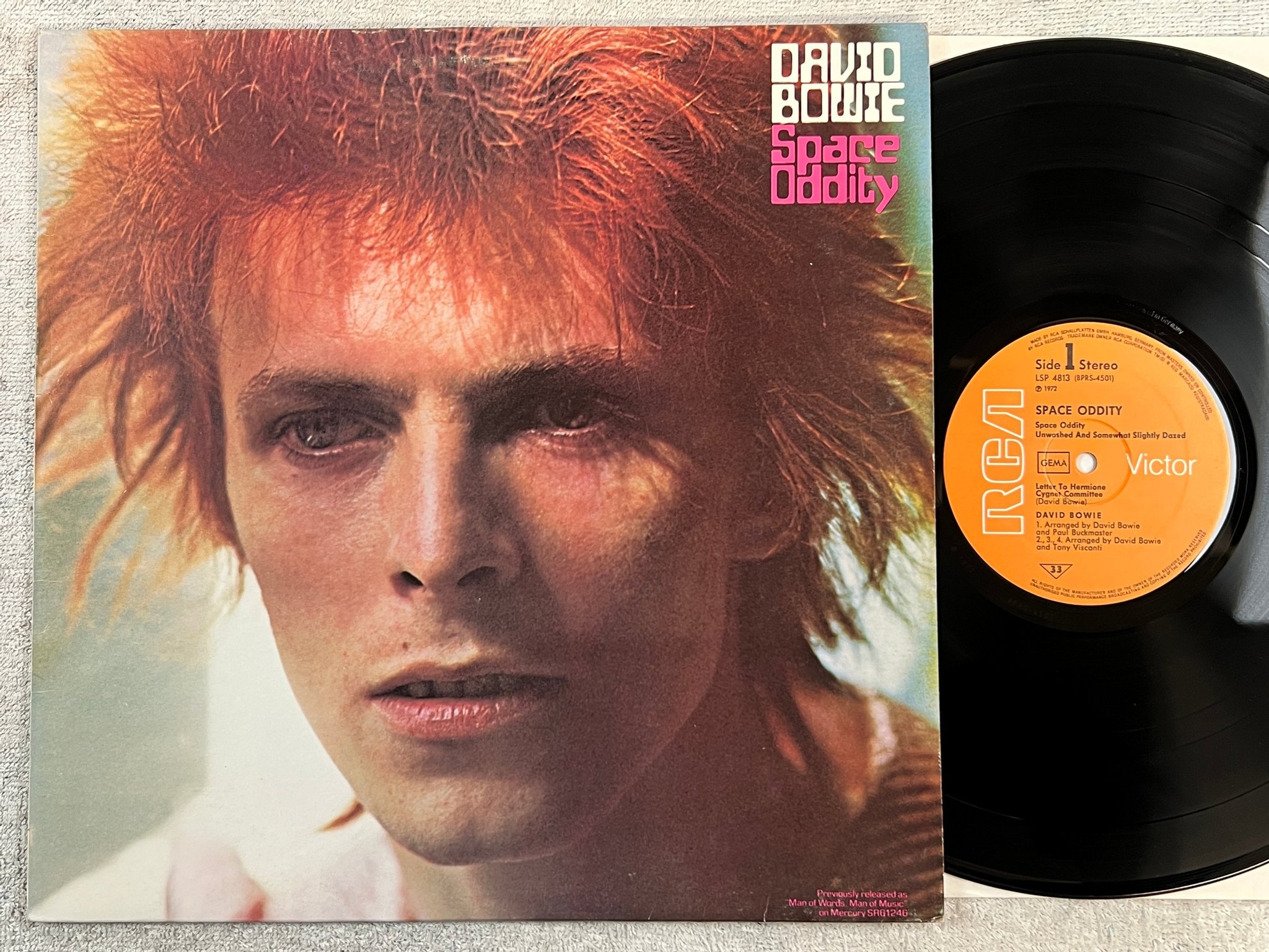 Omslagsbild för skivan DAVID BOWIE space oddity LP -72 Ger RCA LSP 4813