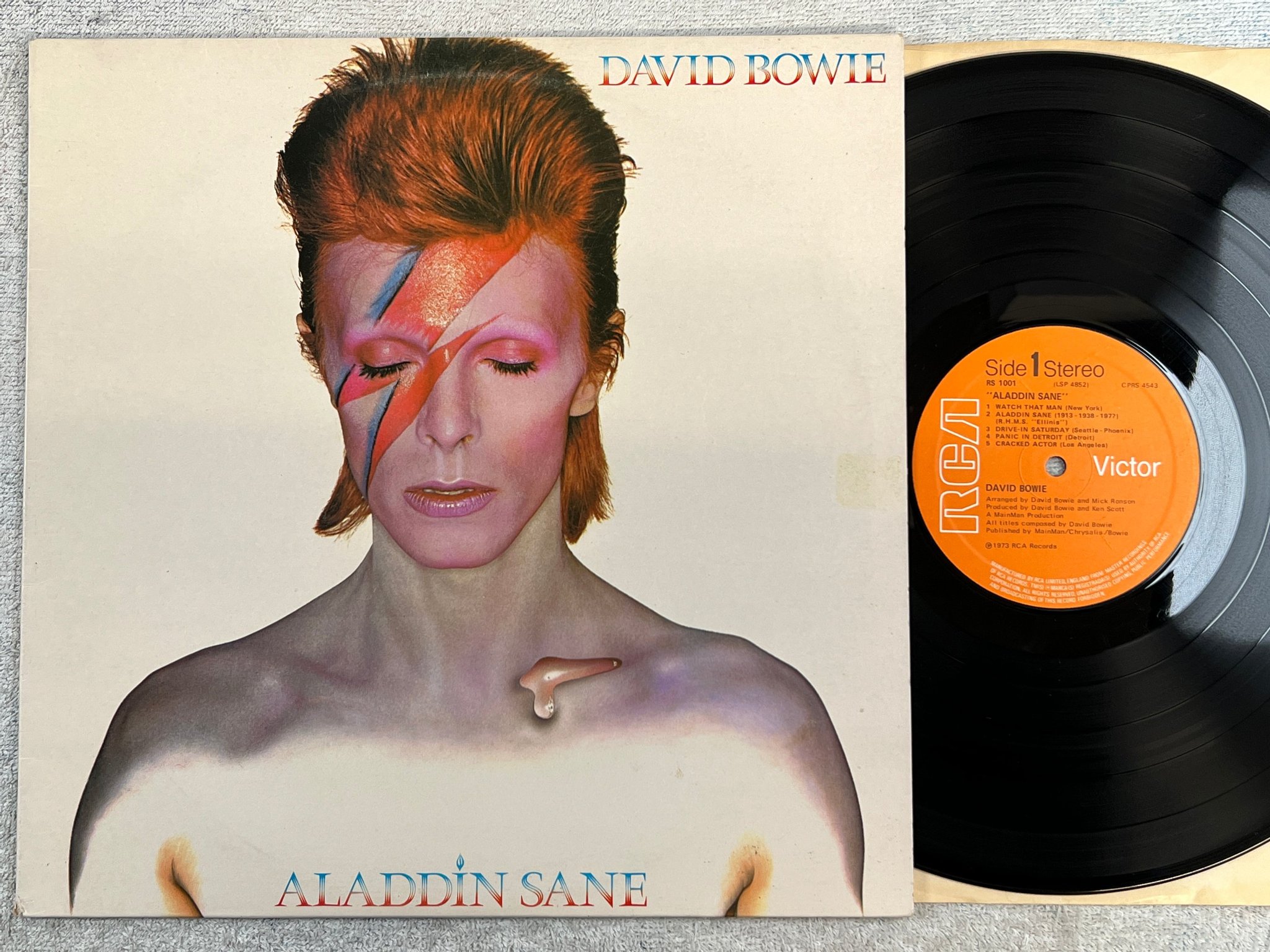 Omslagsbild för skivan DAVID BOWIE aladdin sane LP -73 UK RCA RS 1001