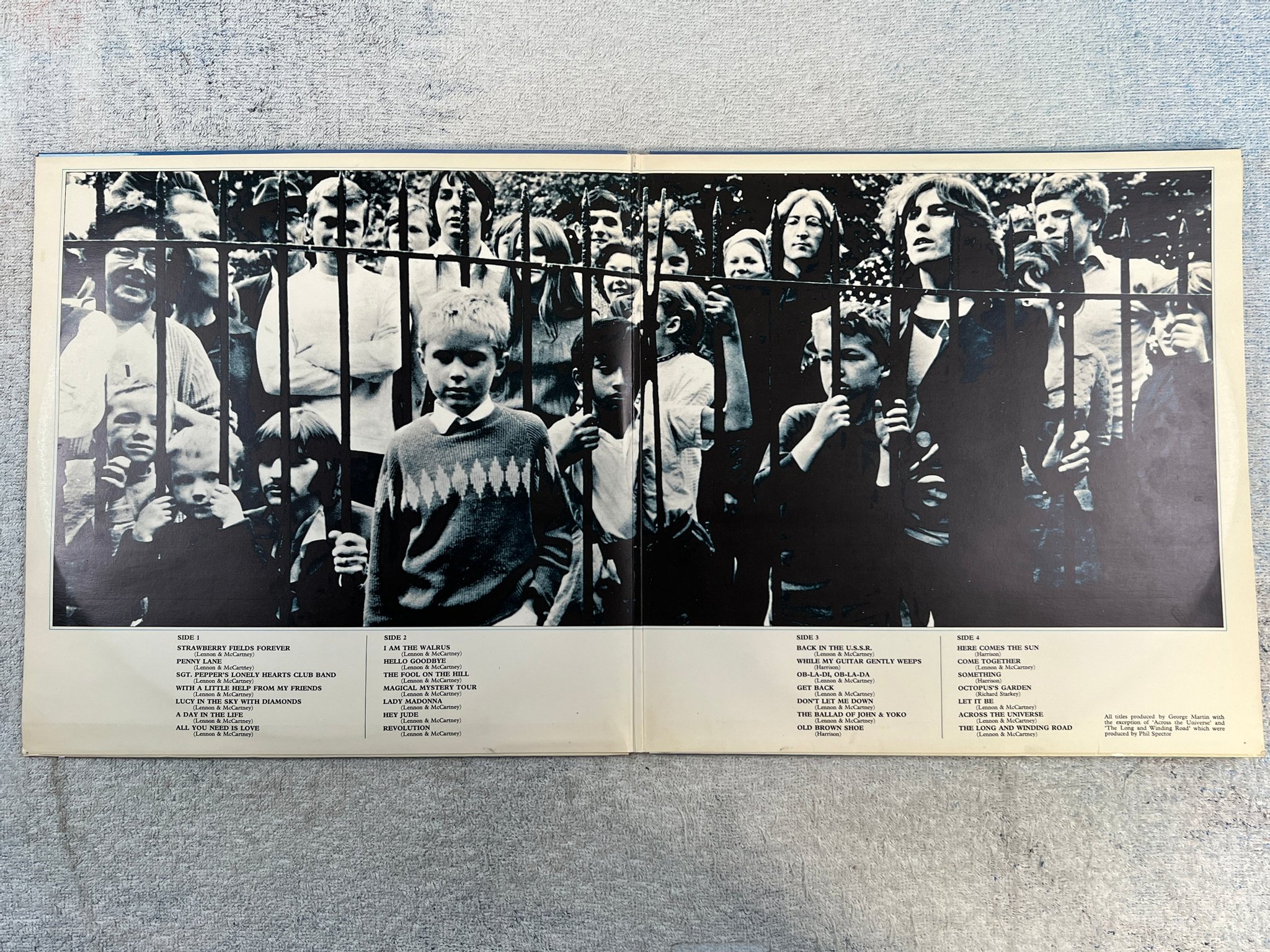 Omslagsbild för skivan THE BEATLES 1967-1970 2xLP Swe APPLE 4E 188-05310