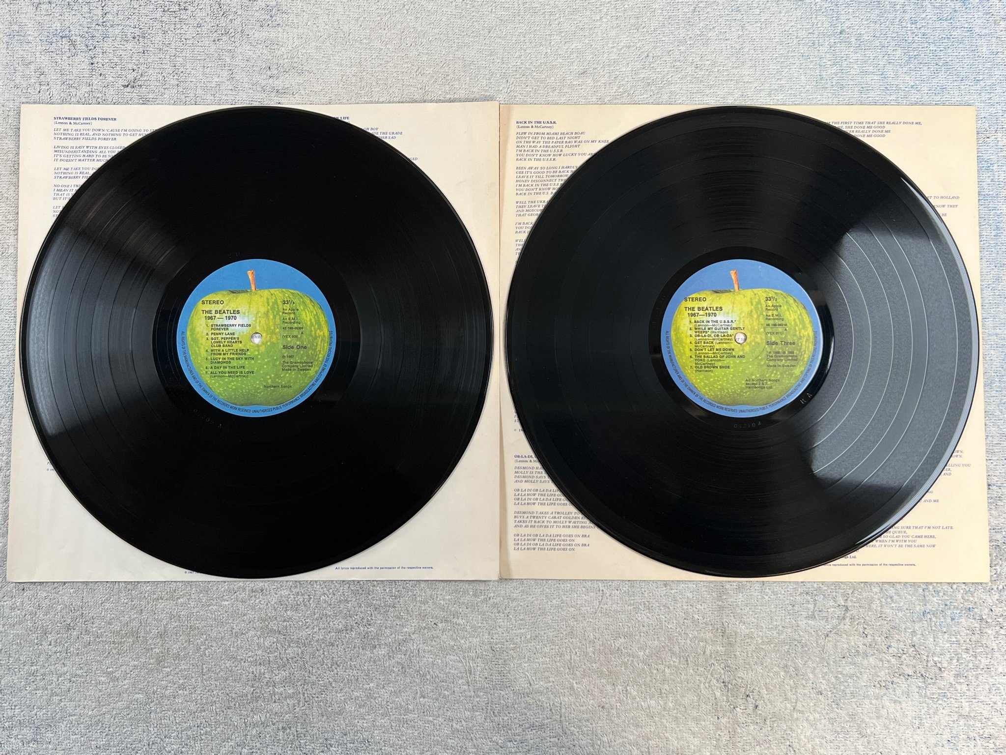 Omslagsbild för skivan THE BEATLES 1967-1970 2xLP Swe APPLE 4E 188-05310