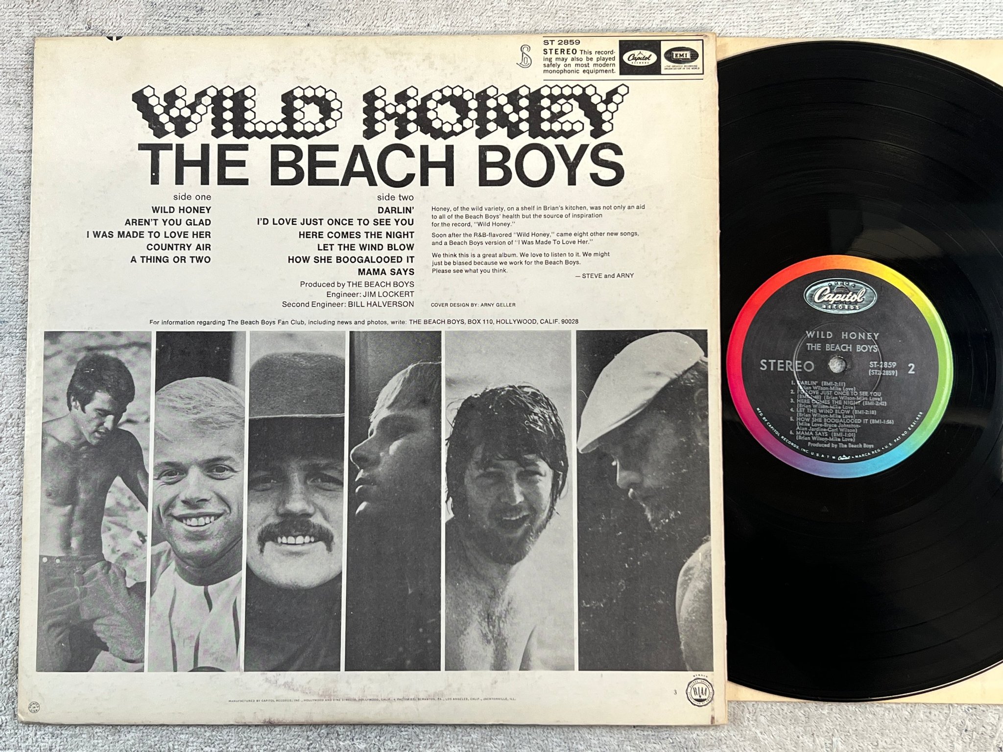 Omslagsbild för skivan THE BEACH BOYS wild honey LP US CAPITOL ST 2859