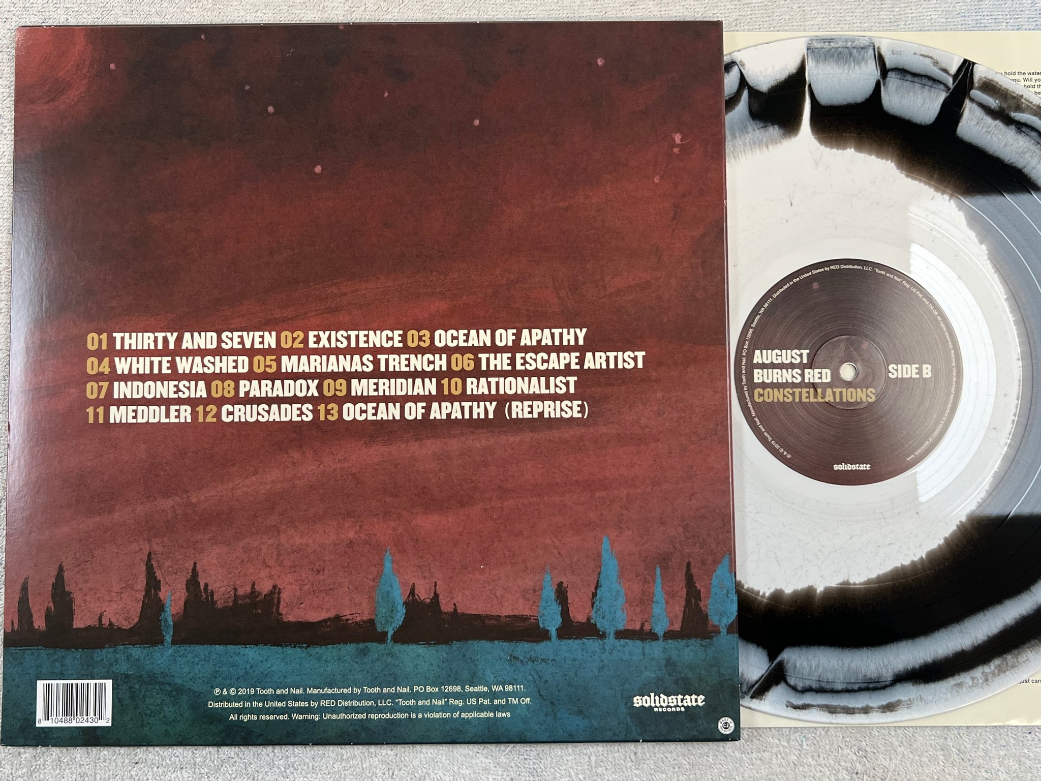 Omslagsbild för skivan AUGUST BURNS RED Constellations LP 2019 US SOLID STATE ltd black/white marbled 