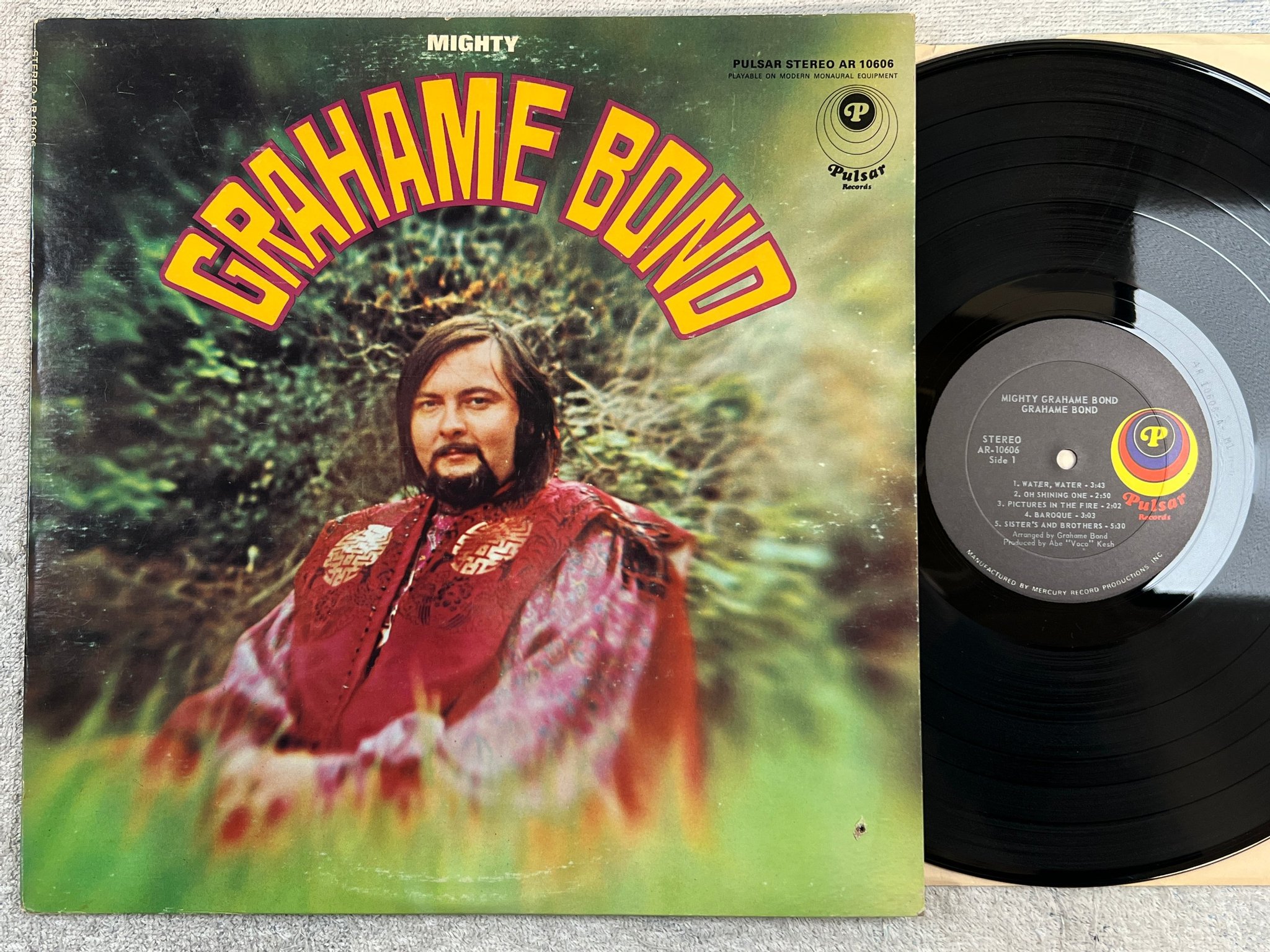 Omslagsbild för skivan GRAHAME BOND mighty grahame bond LP -69 US PULSAR AR 10606 blues rock