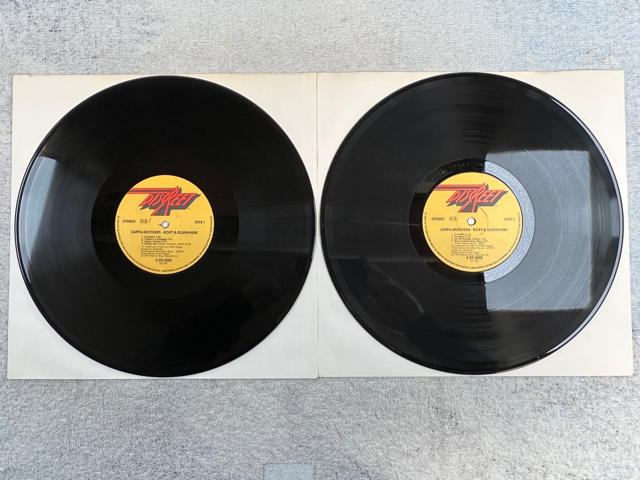 Omslagsbild för skivan ZAPPA/MOTHERS Roxy & elsewhere 2xLP -74 ncb DISCREET 2DS 2202