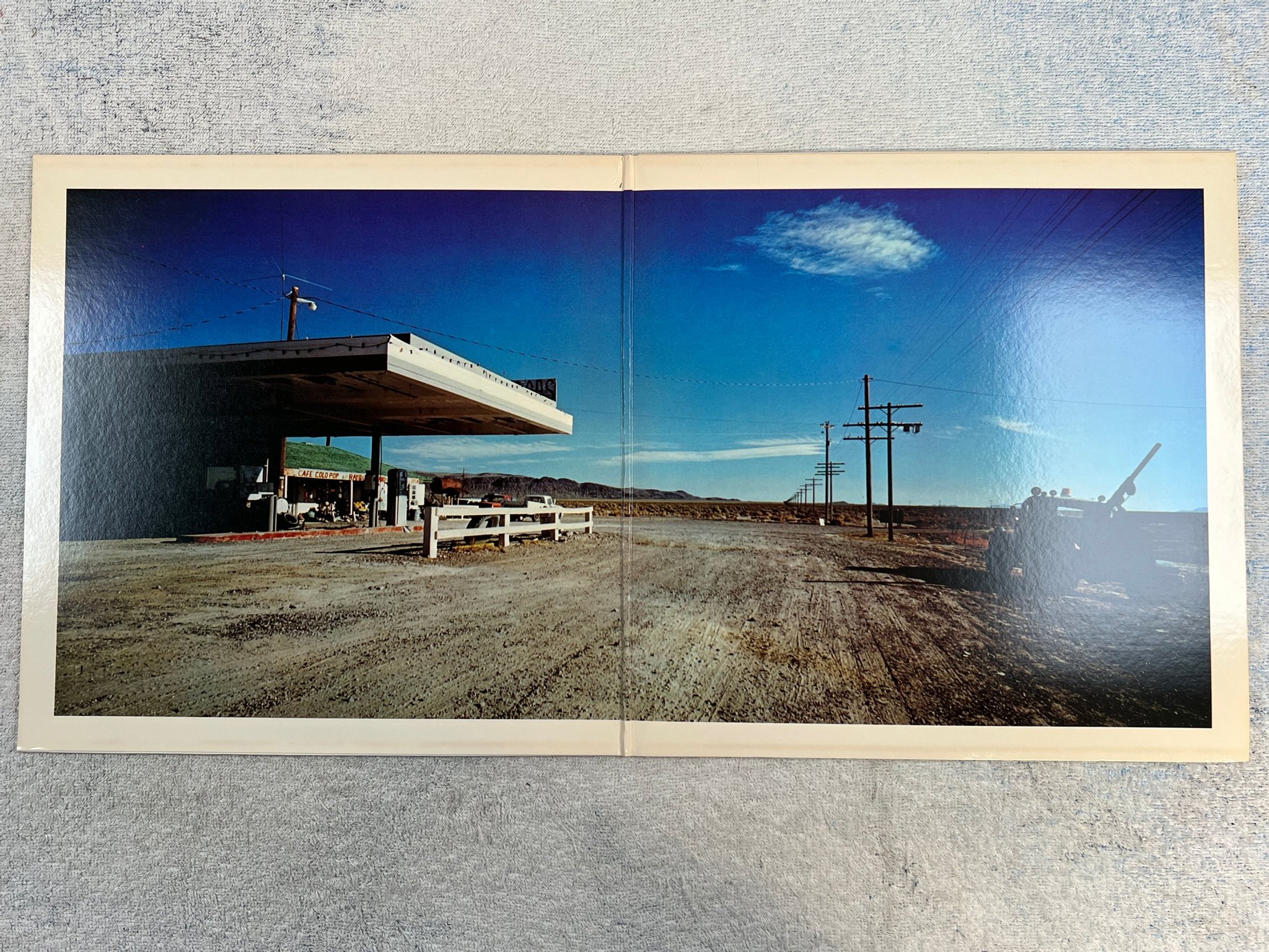 Omslagsbild för skivan BAD COMPANY desolation angels LP -79 US SWAN SONG SS 8506