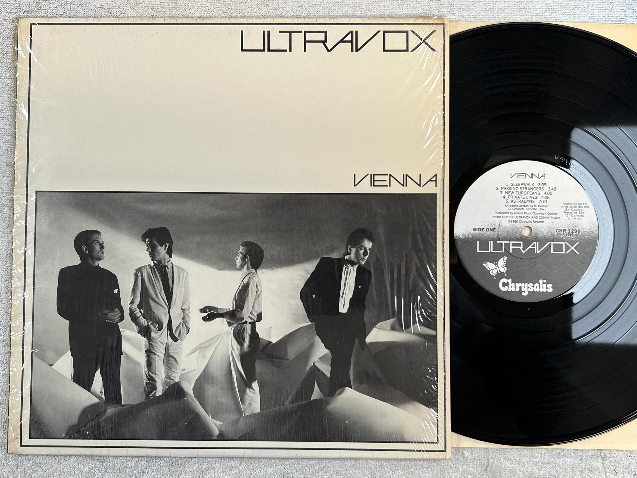 Omslagsbild för skivan ULTRAVOX Vienna LP -80 Can CHRYSALIS CHR 1296