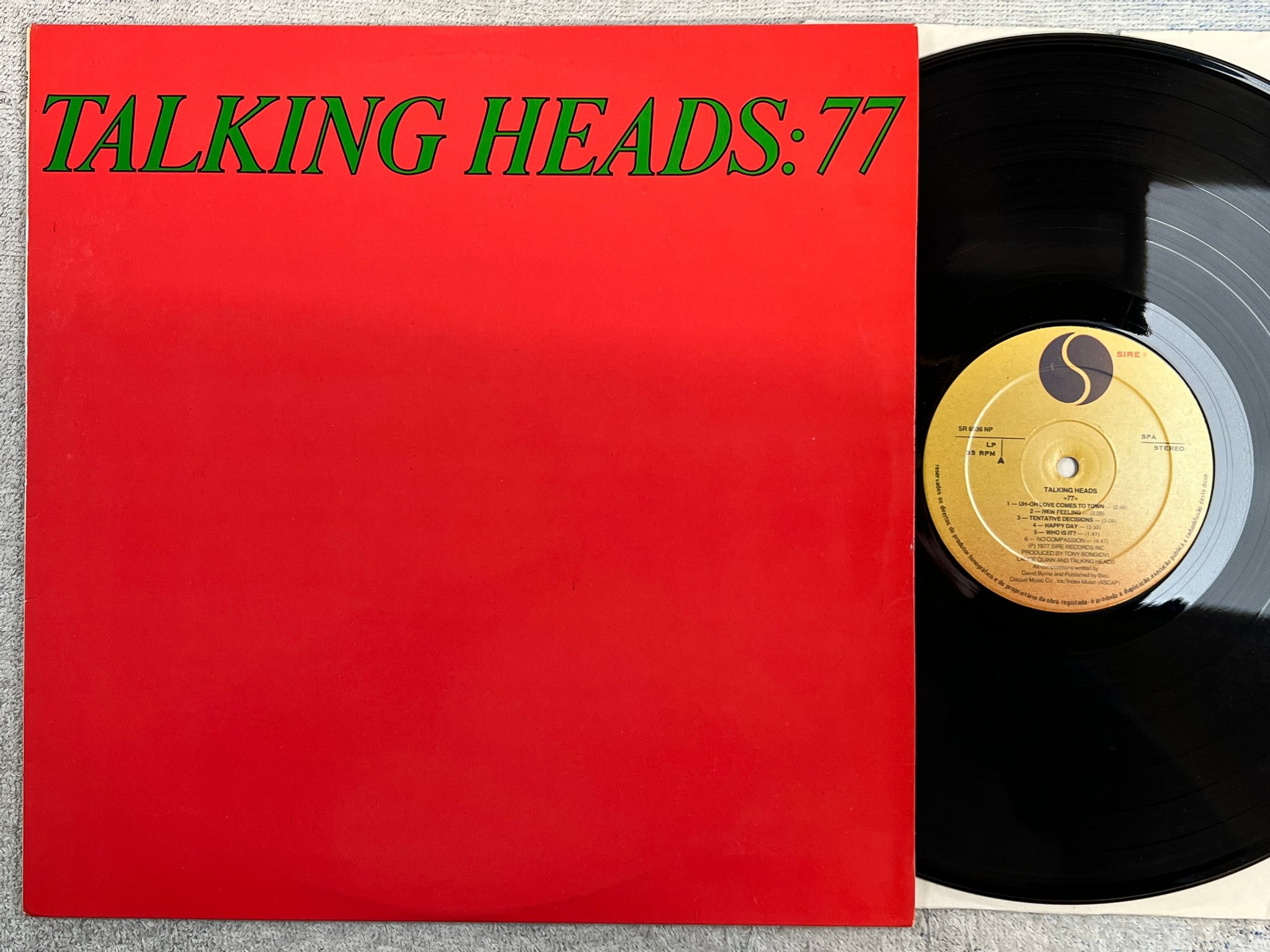 Omslagsbild för skivan TALKING HEADS "77" LP Portugal SIRE SR 6036 NP