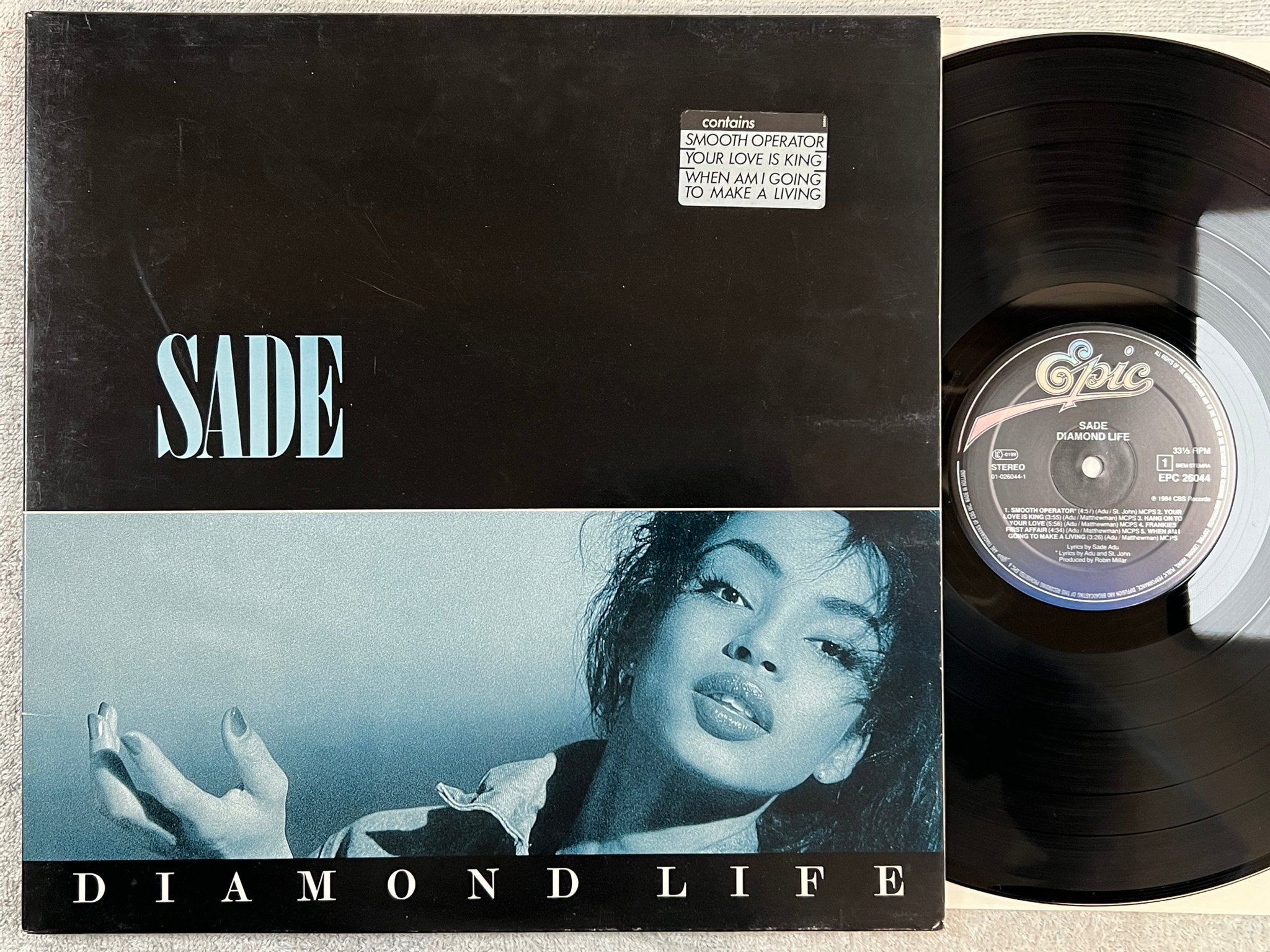 Omslagsbild för skivan SADE diamond life LP -84 Hol EPIC EPC 26044
