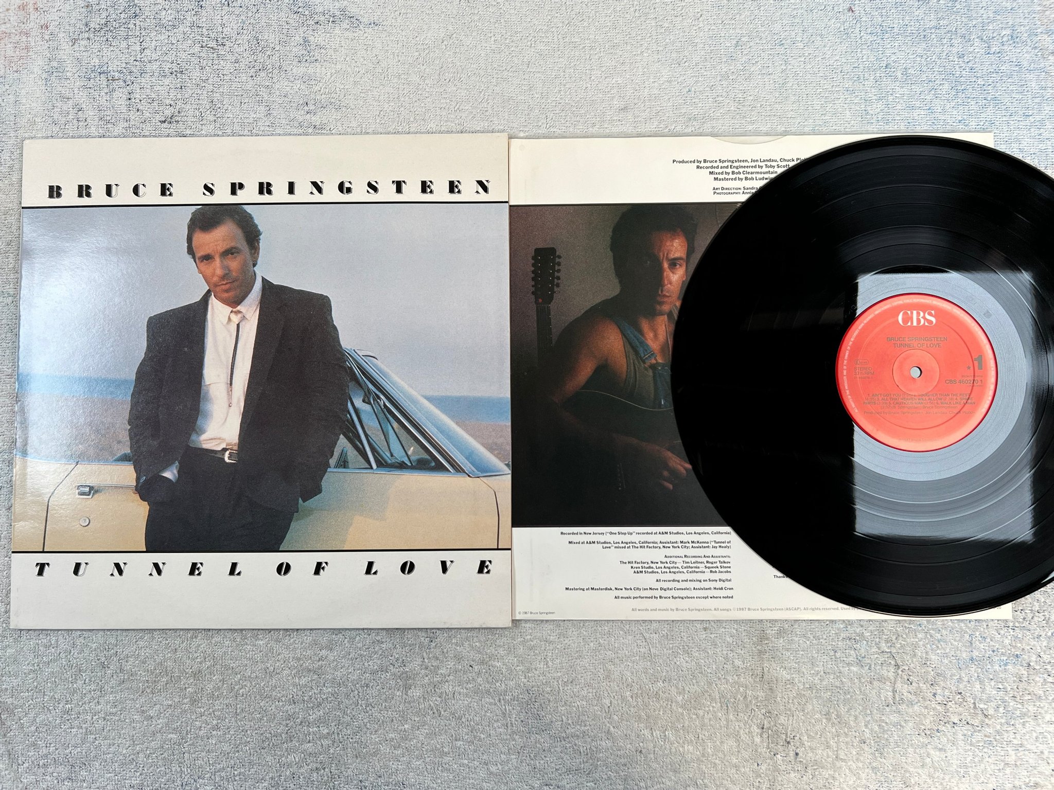 Omslagsbild för skivan BRUCE SPRINGSTEEN tunnel of love LP -87 Hol CBS 4602701