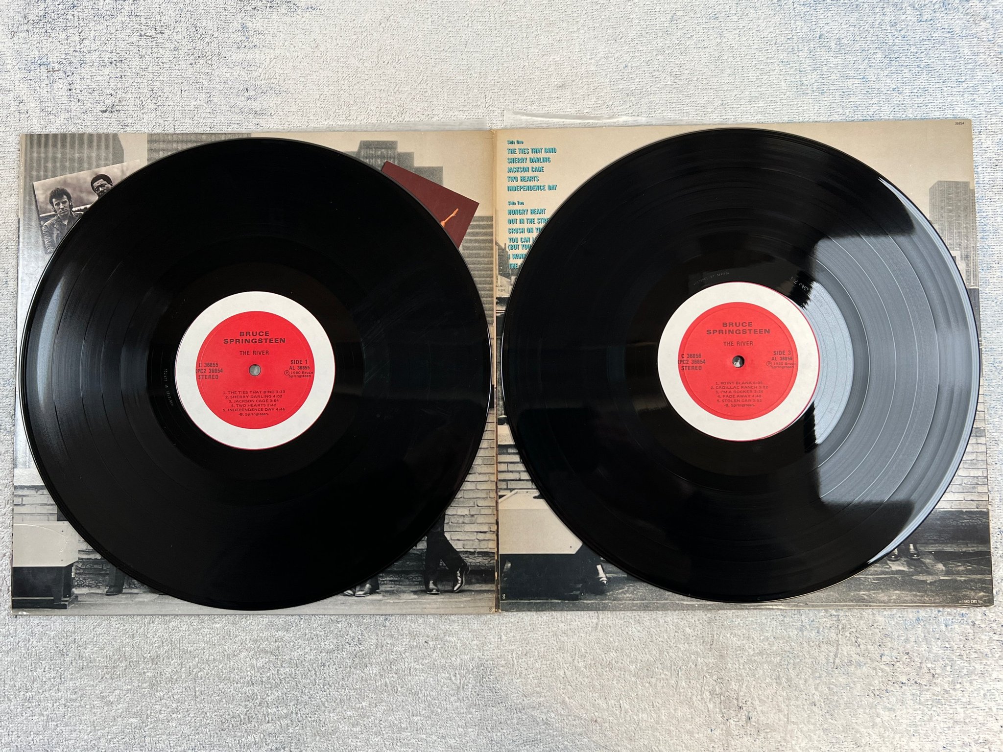 Omslagsbild för skivan BRUCE SPRINGSTEEN the river 2xLP -80 Can COLUMBIA XPC2 36854