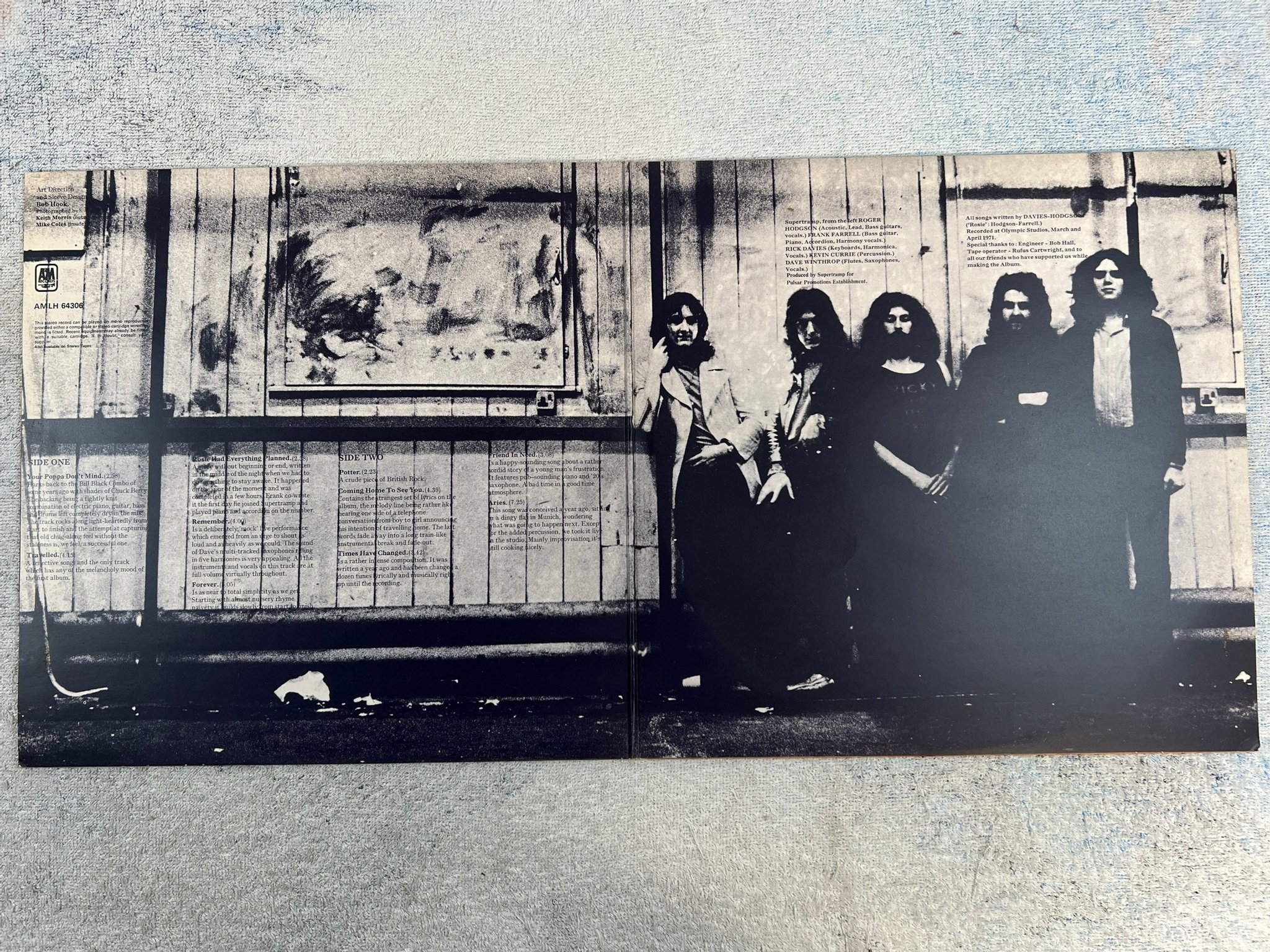 Omslagsbild för skivan SUPERTRAMP indelibly stamped LP -71 UK A&M AMLH 64306