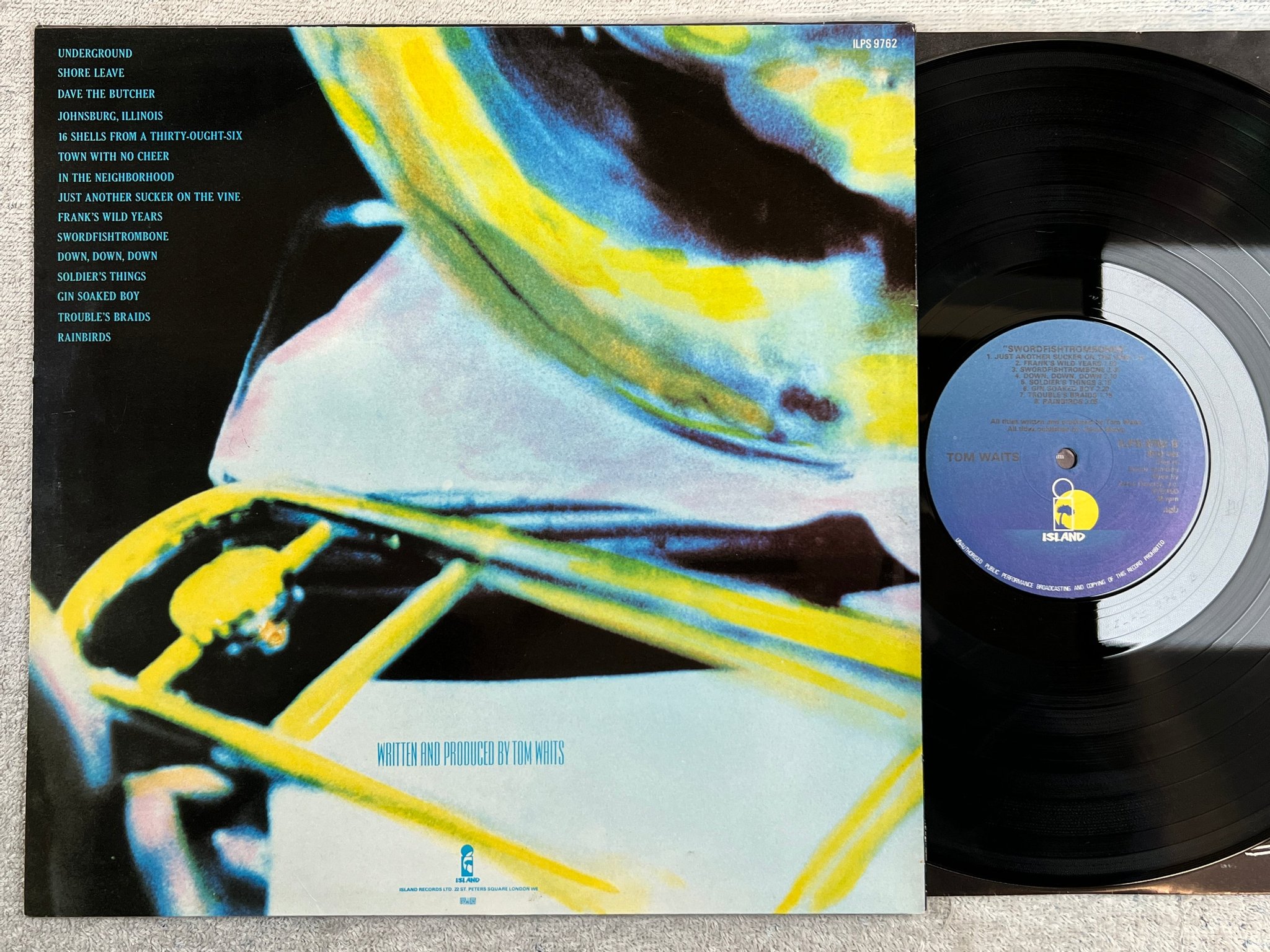 Omslagsbild för skivan TOM WAITS swordfishtrombones LP -83 ncb ISLAND ILPS 9762