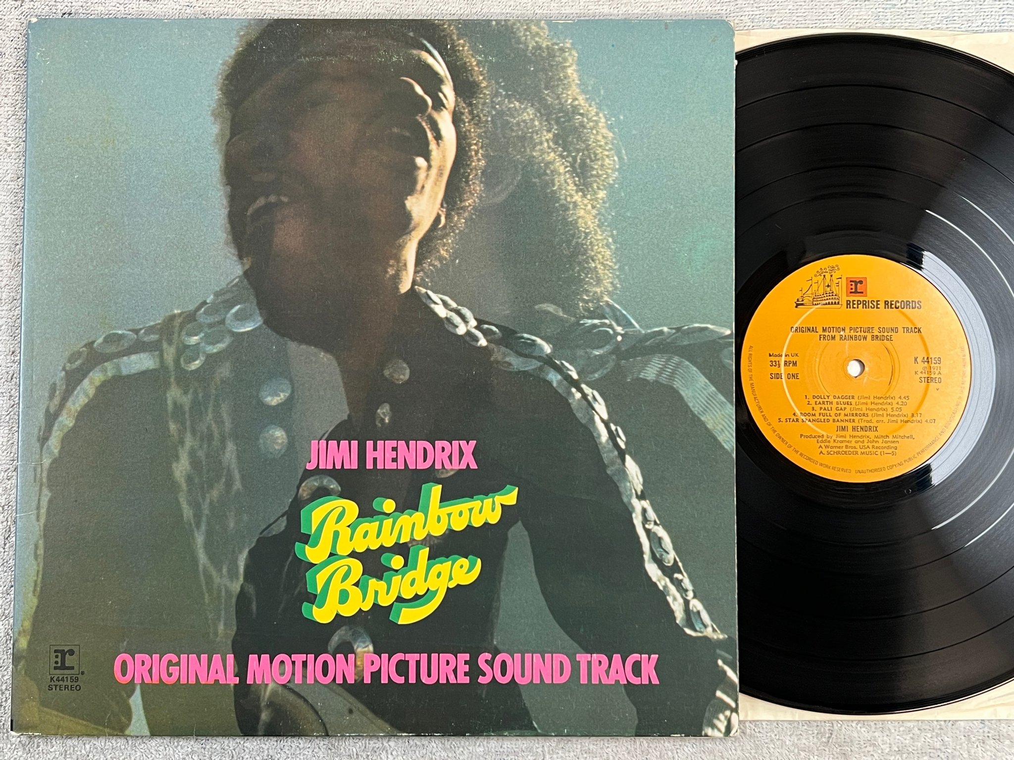 Omslagsbild för skivan JIMI HENDRIX soundtrack "rainbow bridge" LP -71 UK REPRISE K 44159