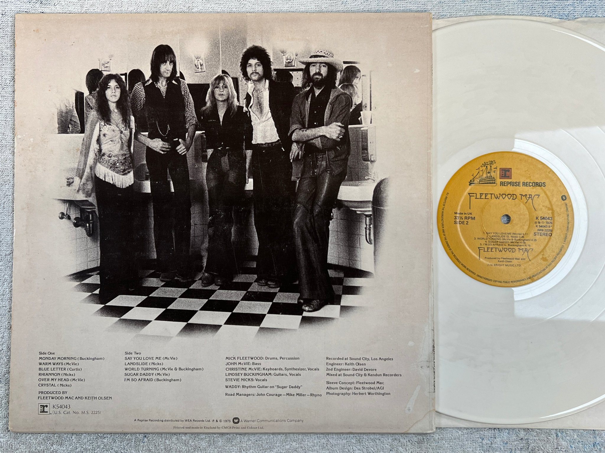Omslagsbild för skivan FLEETWOOD MAC s/t LP -75 UK REPRISE K 54043 white vinyl 