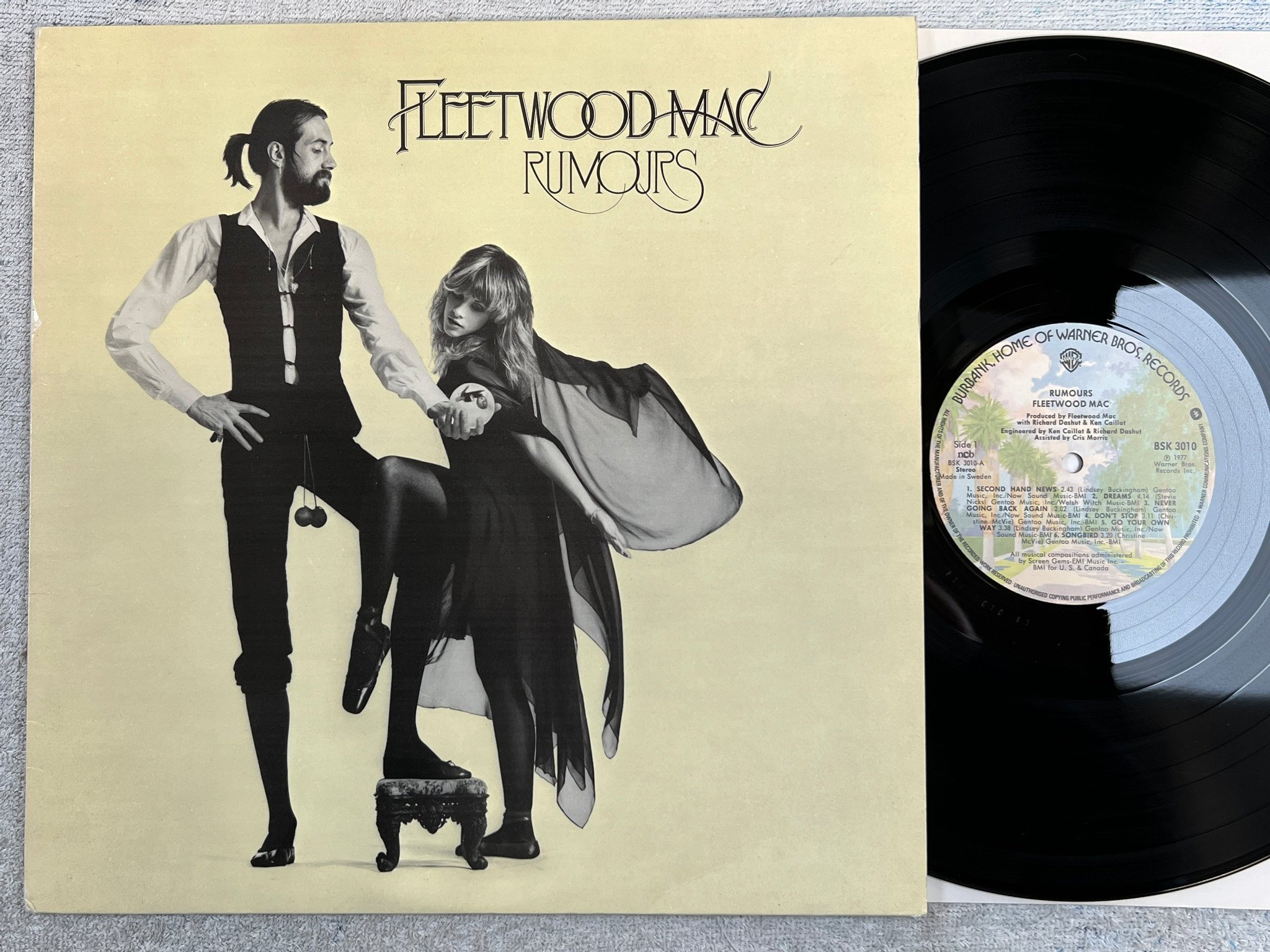 Omslagsbild för skivan FLEETWOOD MAC rumours LP ncb WARNER BSK 3010 ** DREAMS **
