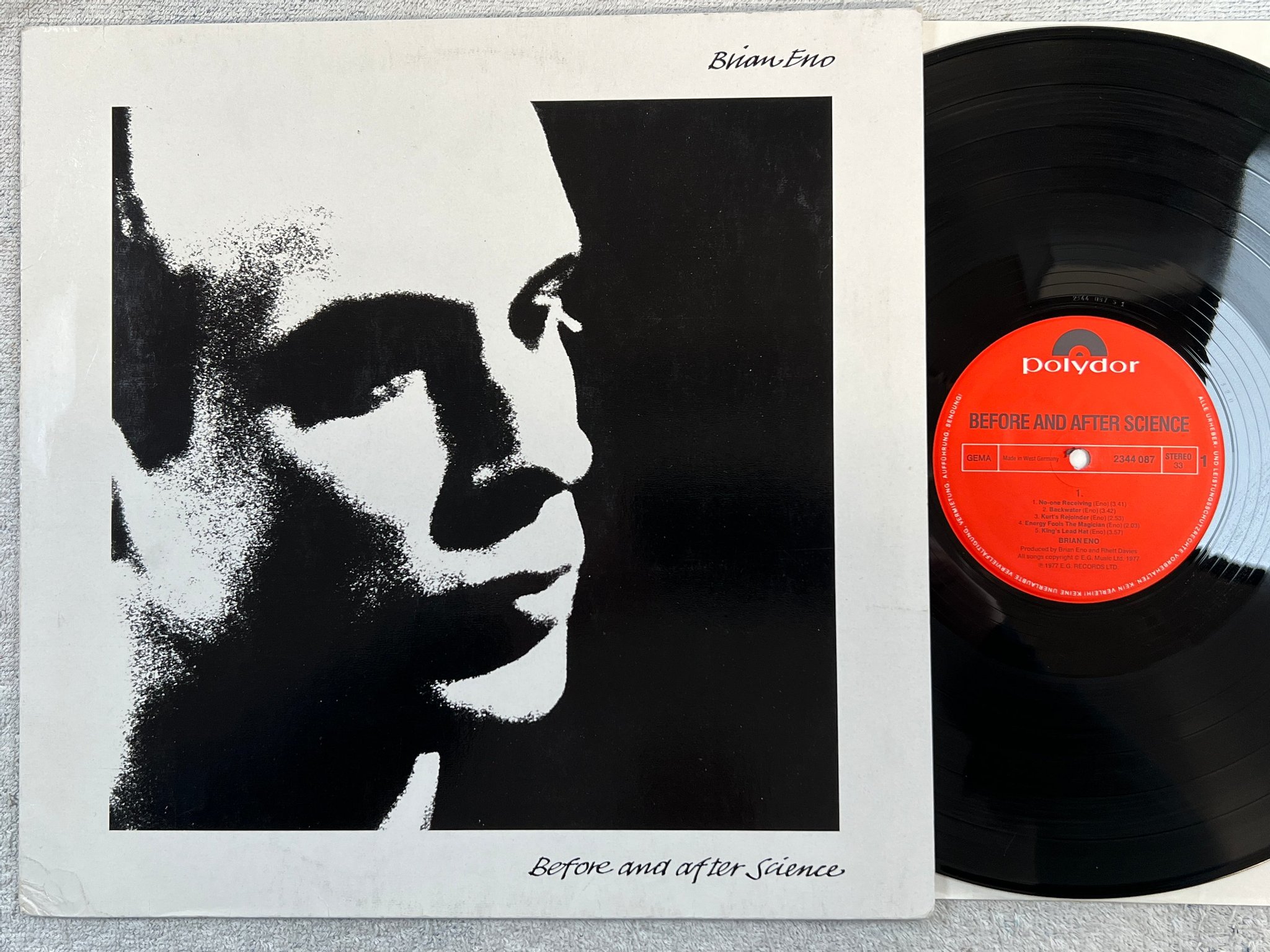 Omslagsbild för skivan BRIAN ENO before and after science LP -77 Ger POLYDOR 2344 087