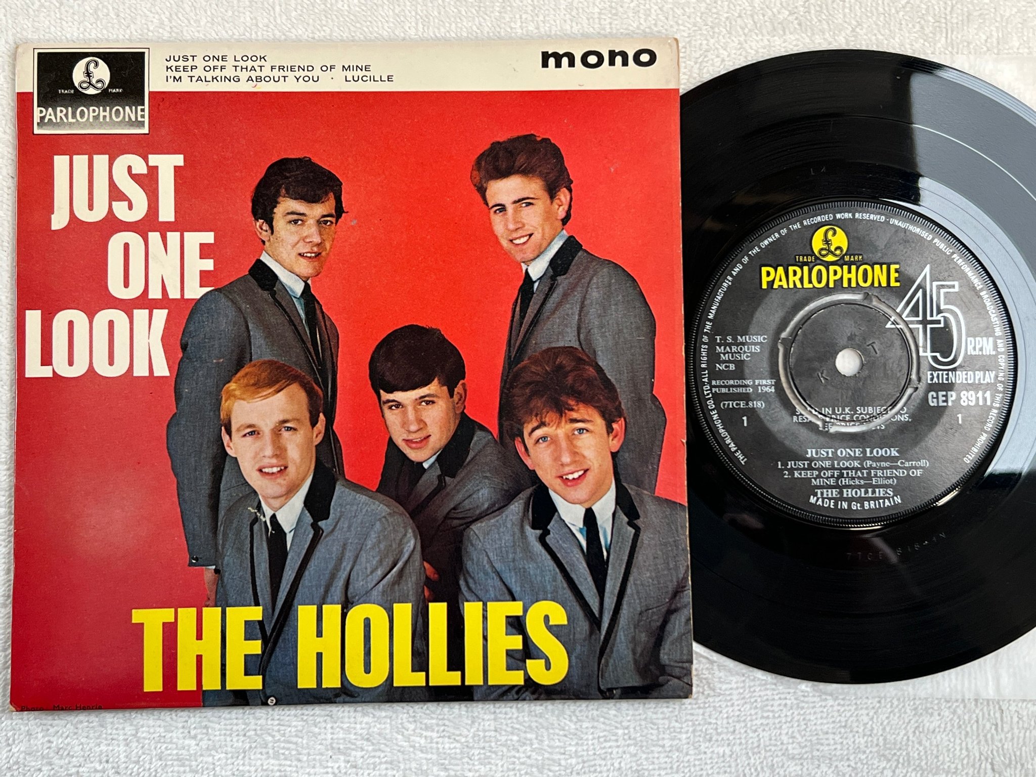 Omslagsbild för skivan THE HOLLIES just one look 7"single -64 PARLOPHONE GEP 8911