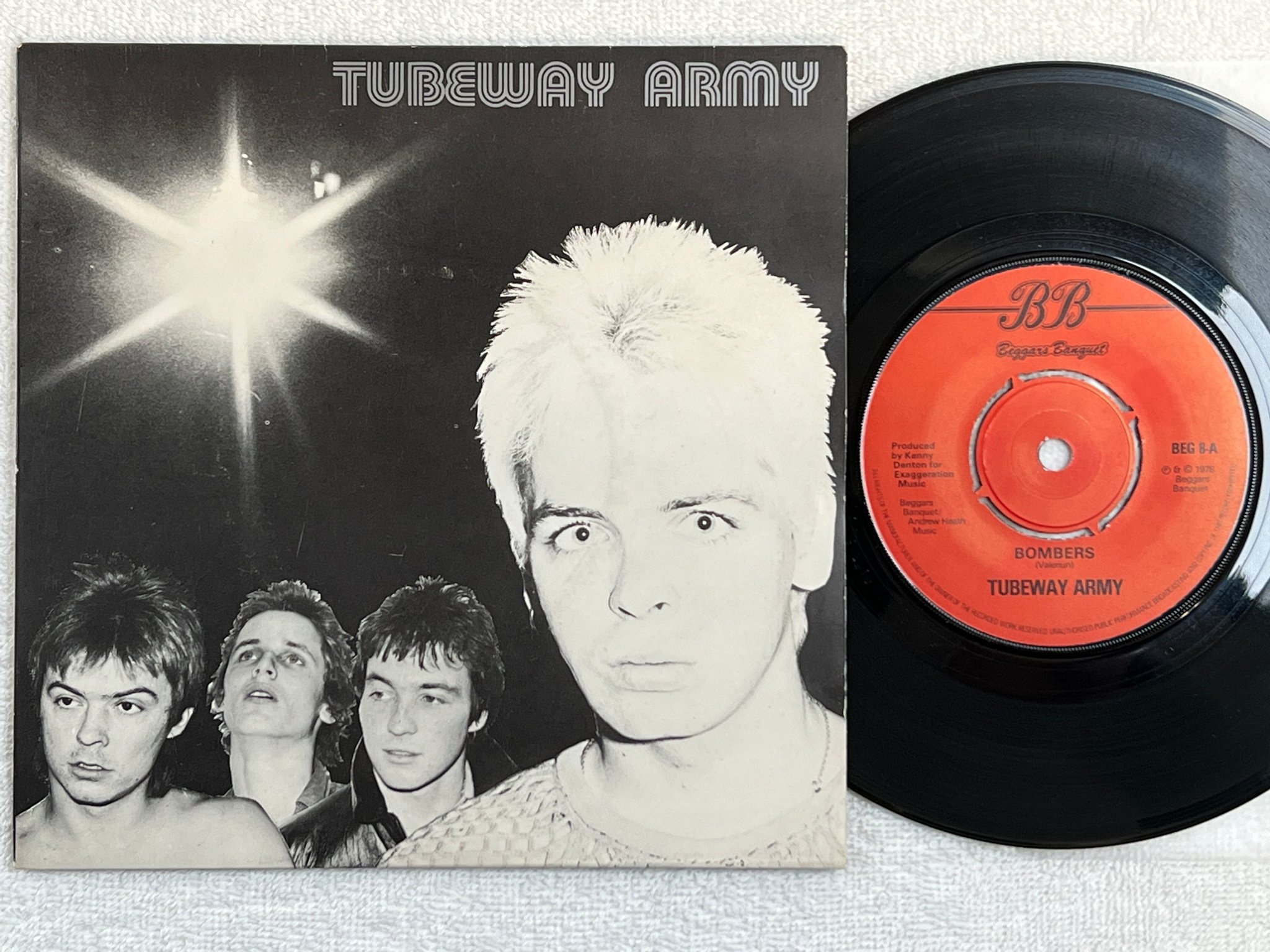 Omslagsbild för skivan TUBEWAY ARMY bombers 7"single -78 BEG 8-A