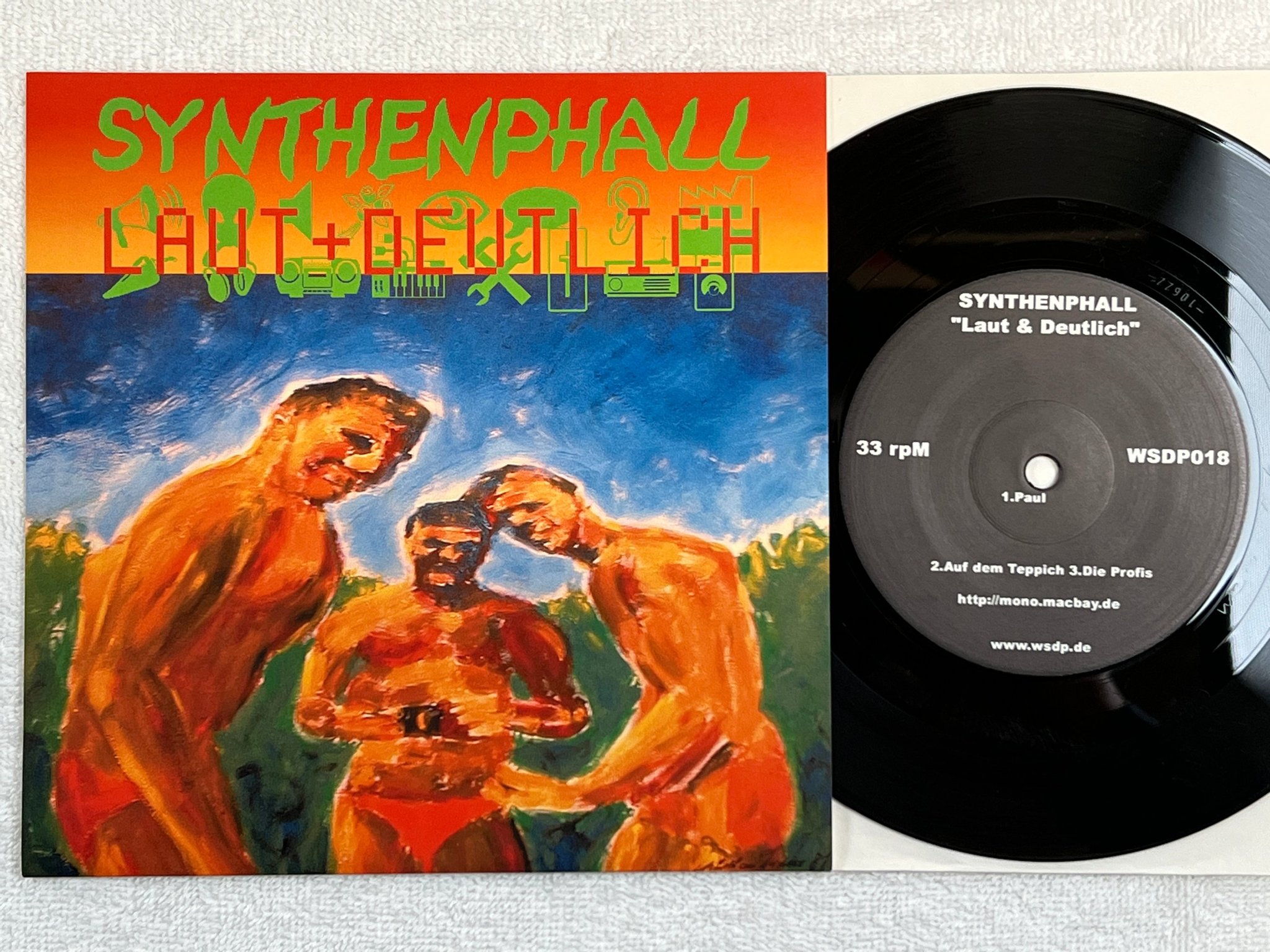 Omslagsbild för skivan SYNTHENPHALL paul 7"single WSDP 018