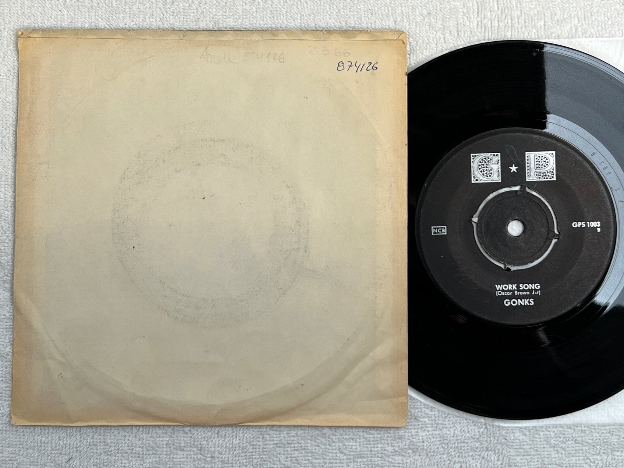 Omslagsbild för skivan GONKS georgia on my mind 7"single GPS 1003