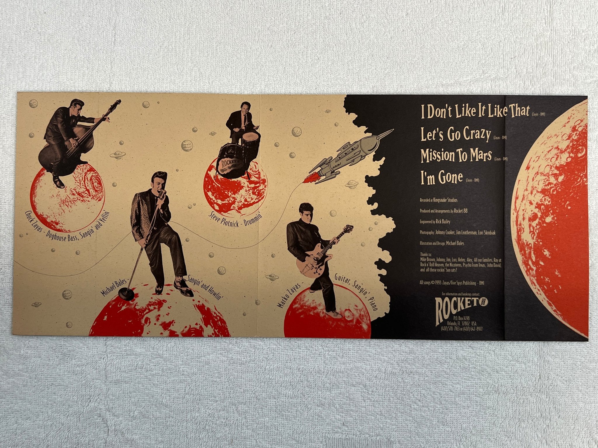 Omslagsbild för skivan ROCKET 88 i dont like it like that 7"single SPACE FISH RECORD rockabilly