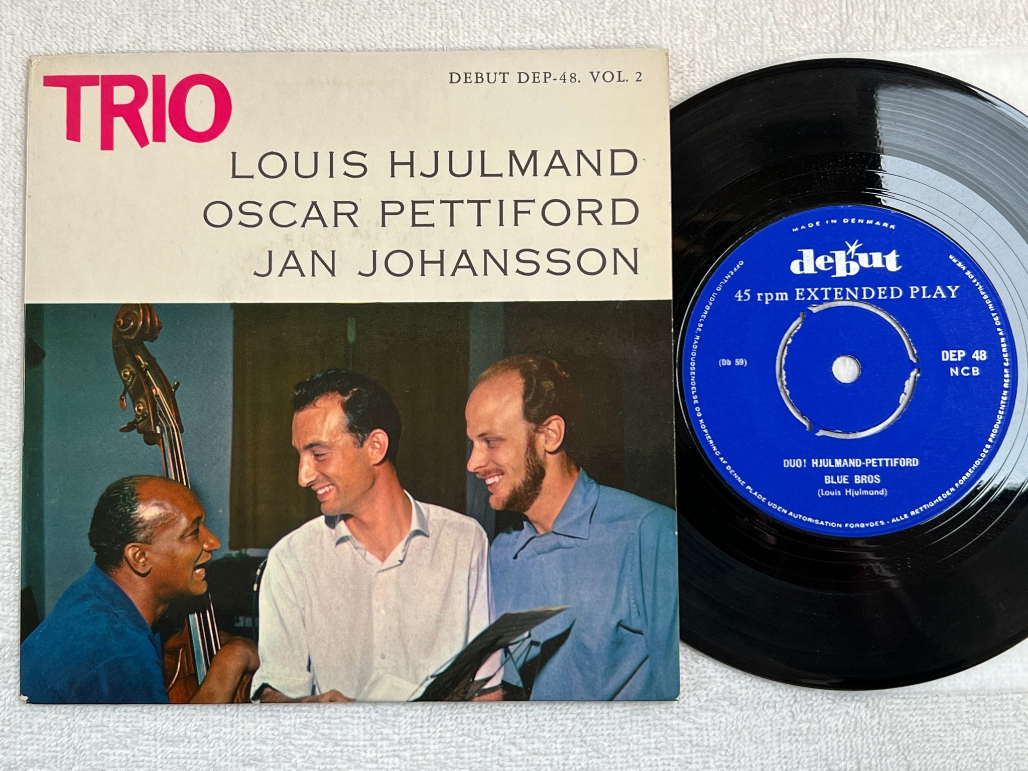 Omslagsbild för skivan Louis hjulmand / Pettiford / Johansson-  blue bros 7"single DEBUT DEP 48 rare !!