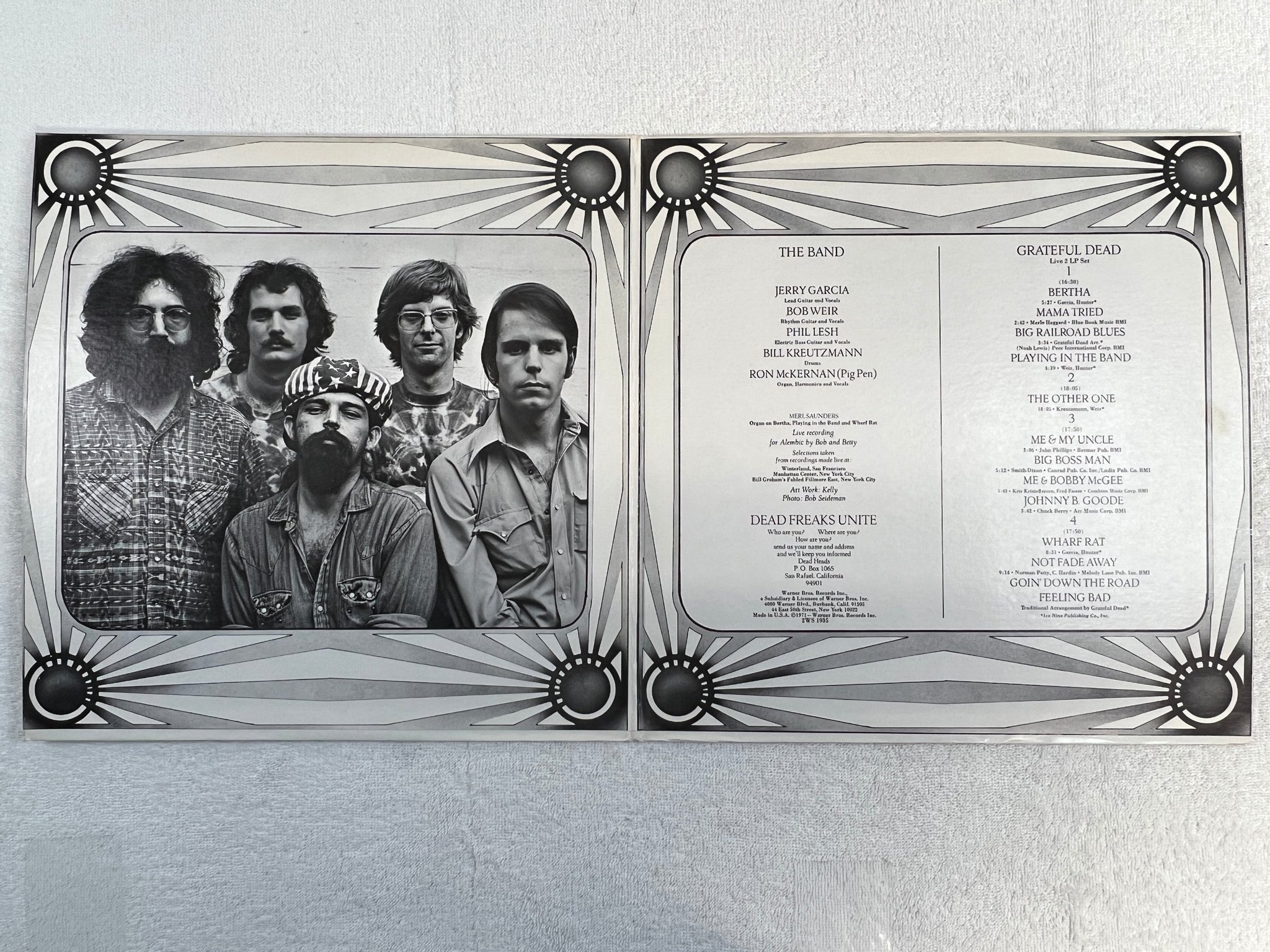 Omslagsbild för skivan ?GRATEFUL DEAD 2xLP -71/83 US WARNER BROS 2 WS 1935