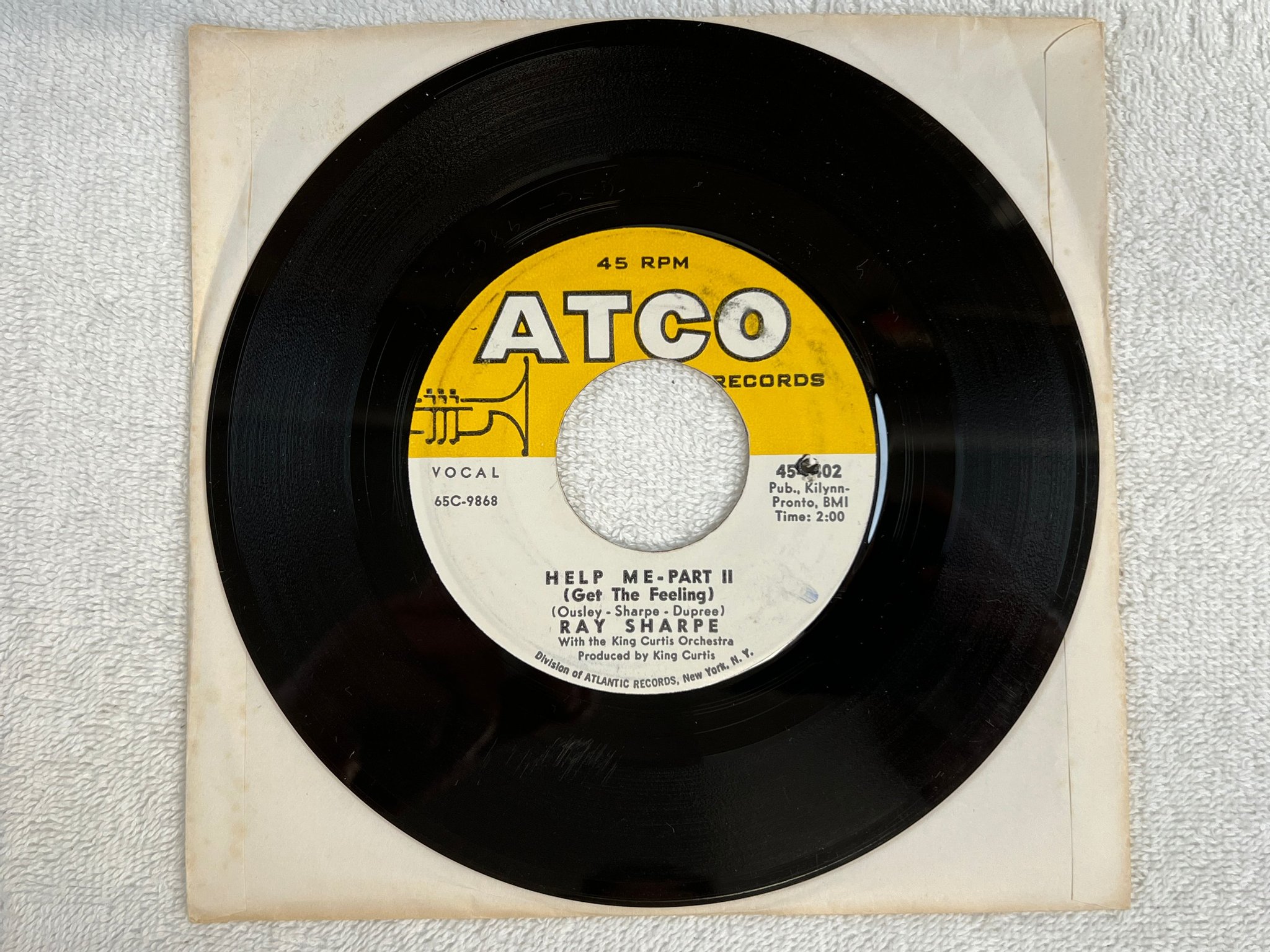 Omslagsbild för skivan RAY SHARPE help me 7"single -66 US ATCO 45-6402 RHYTHM & BLUES