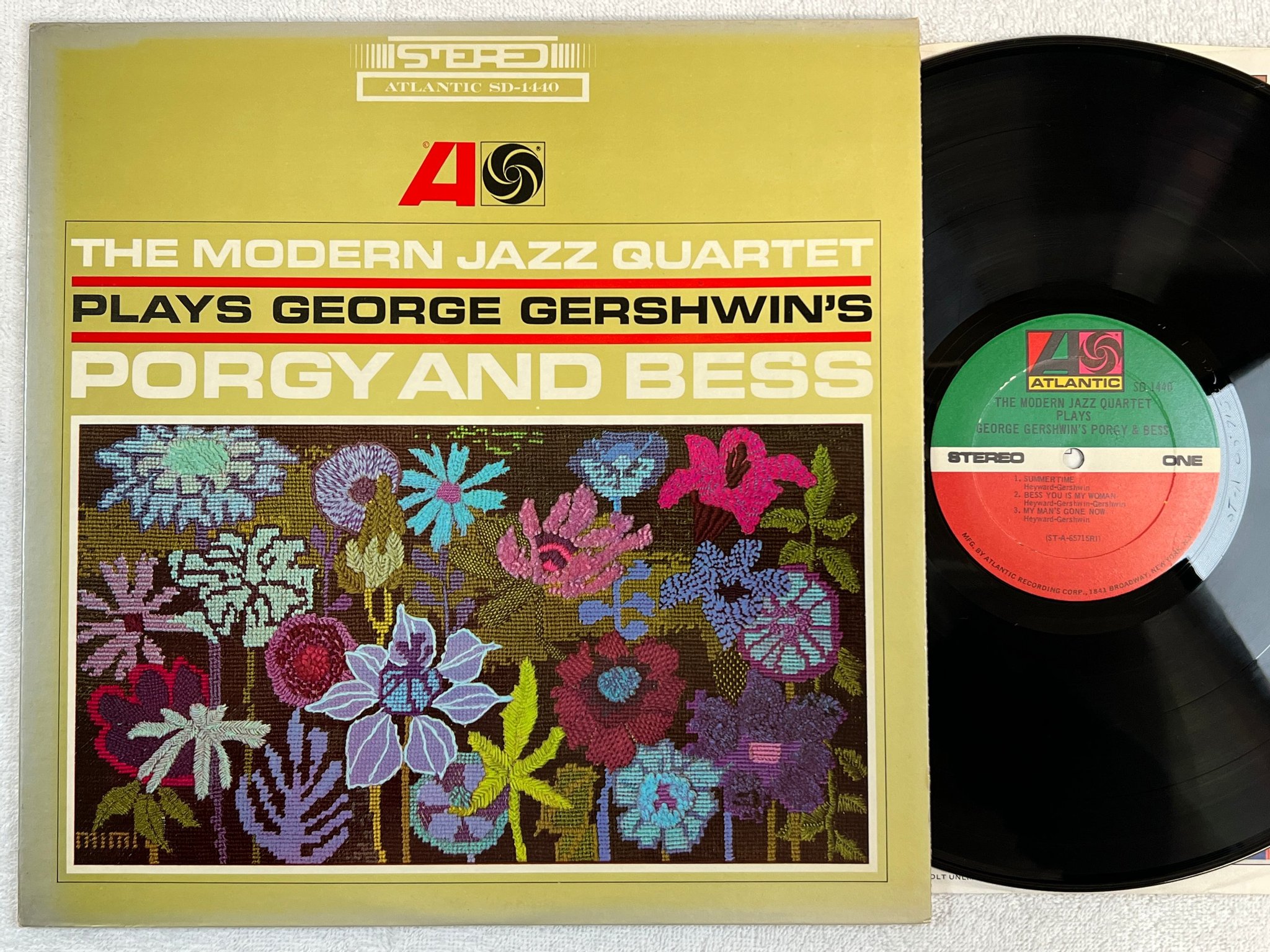 Omslagsbild för skivan THE MODERN JAZZ QUARTET Porgy & Bess LP US ATLANTIC SD 1440