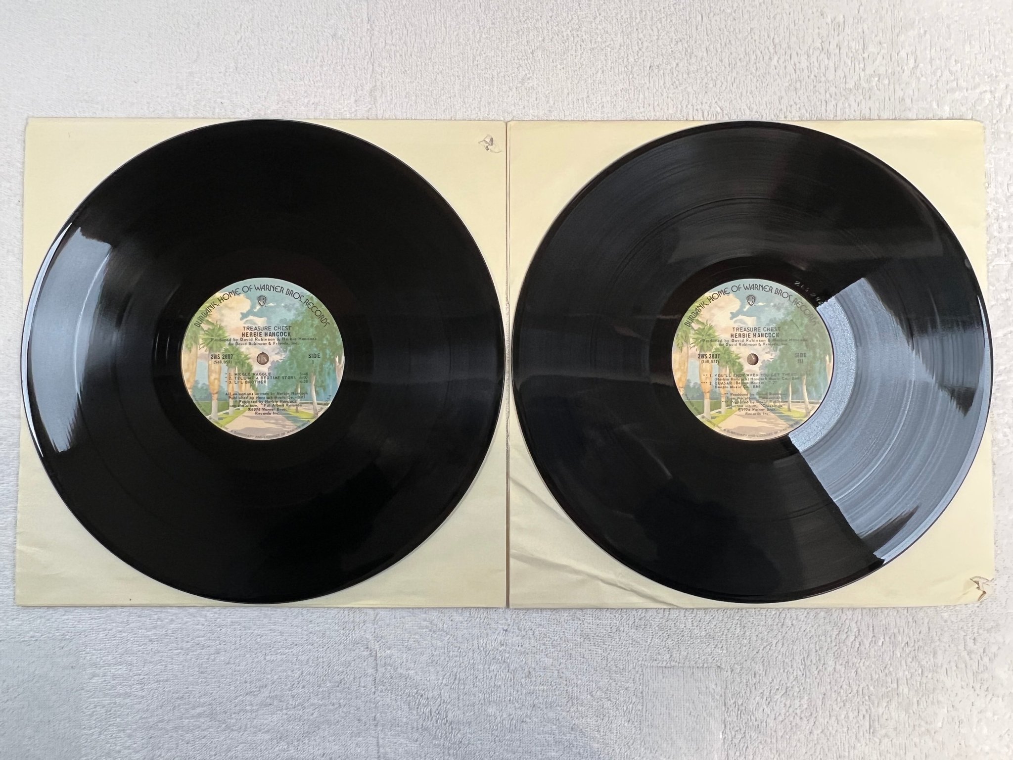 Omslagsbild för skivan HERBIE HANCOCK treasure chest 2xLP -74 US WARNER BROS 2WS 2807
