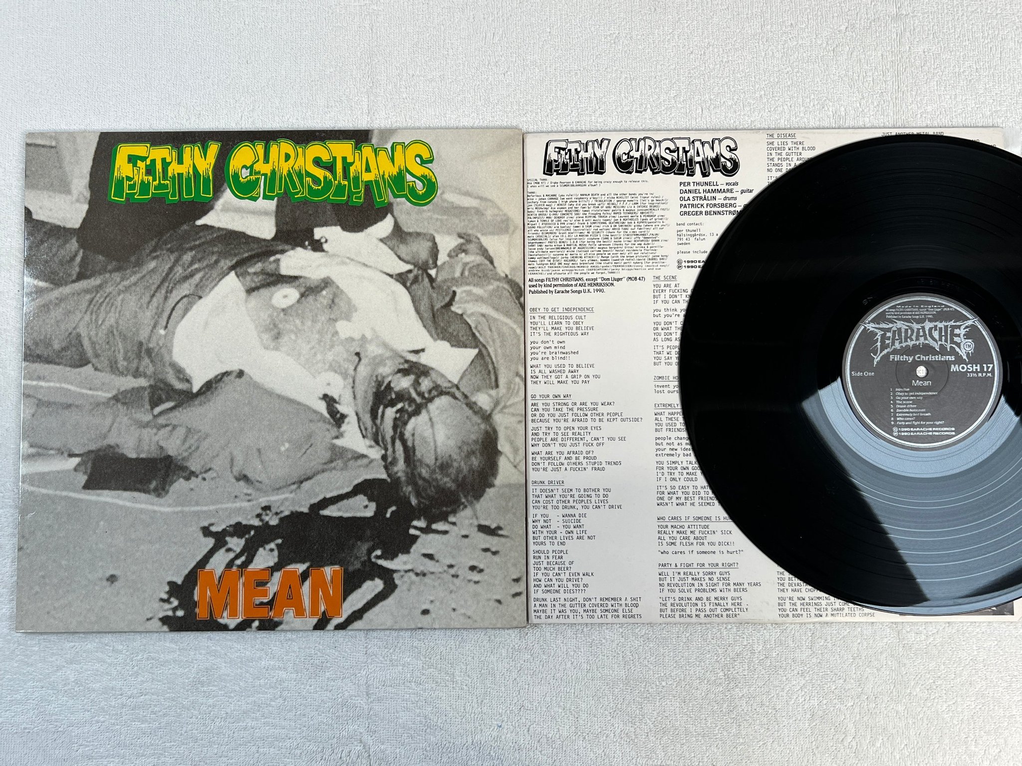 Omslagsbild för skivan FILTHY CHRISTIANS Mean LP -90 US EARACHE MOSH 17 grindcore