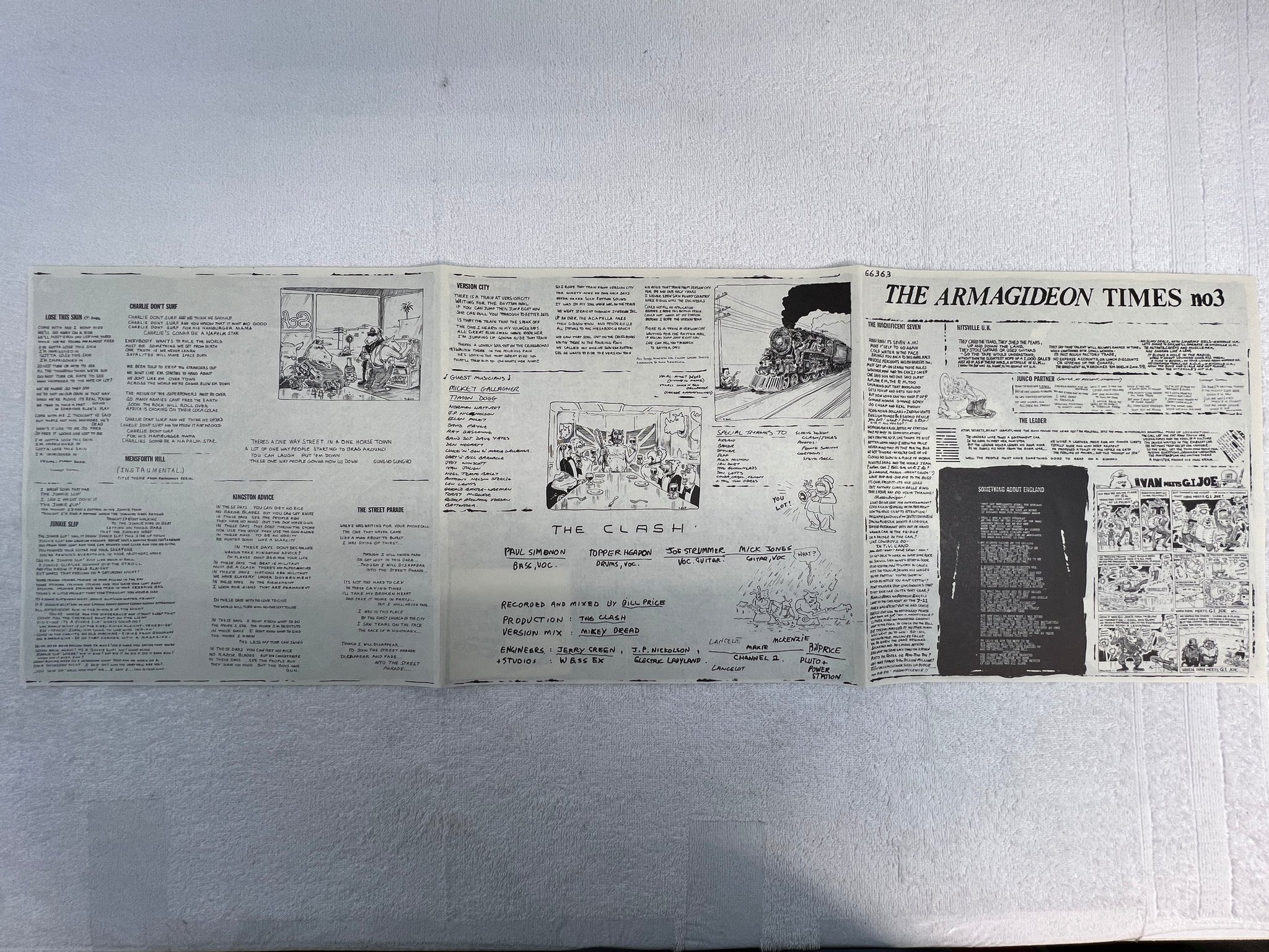 Omslagsbild för skivan THE CLASH sandinista! 3xLP -80 Hol CBS 66363