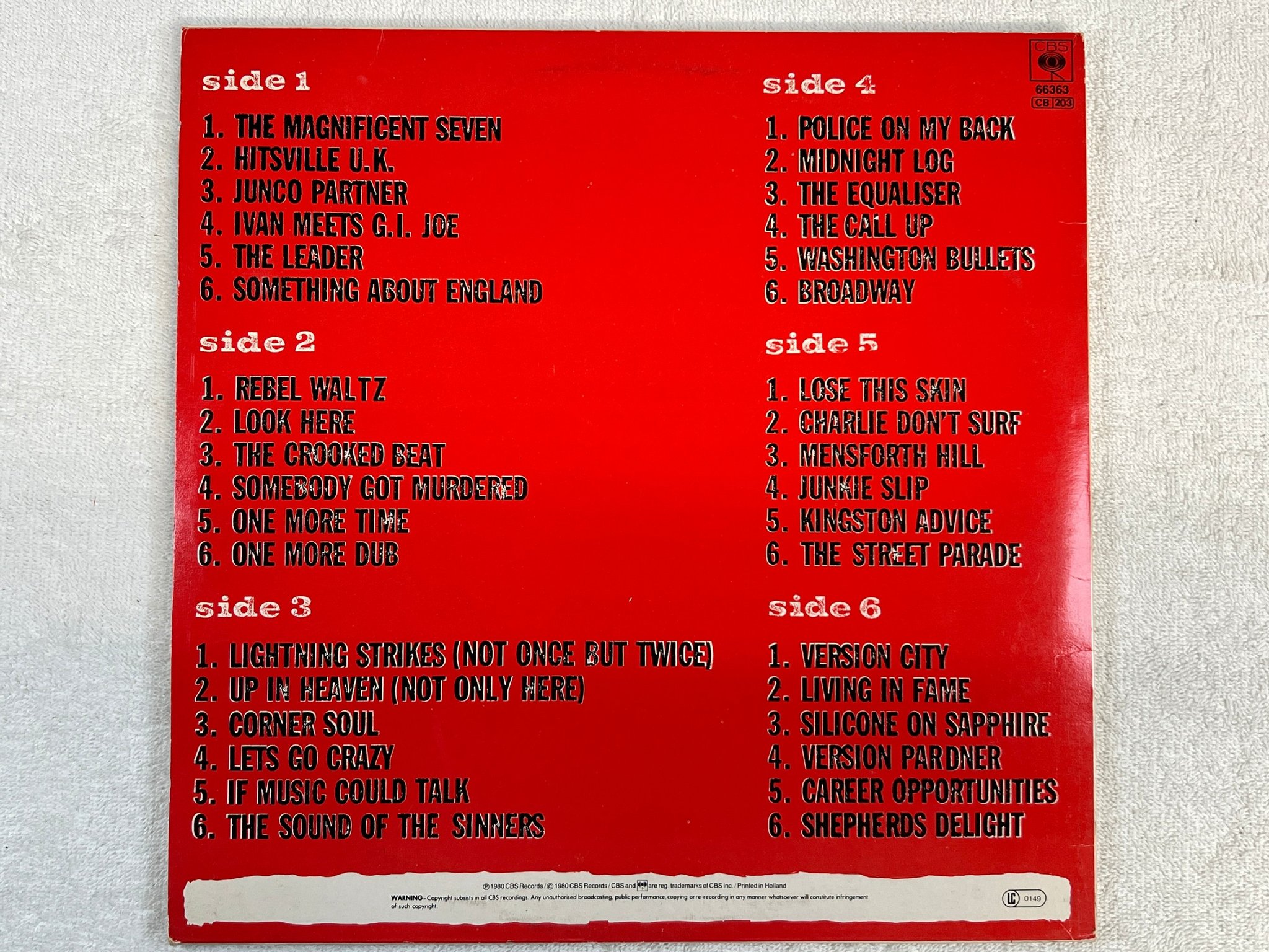 Omslagsbild för skivan THE CLASH sandinista! 3xLP -80 Hol CBS 66363