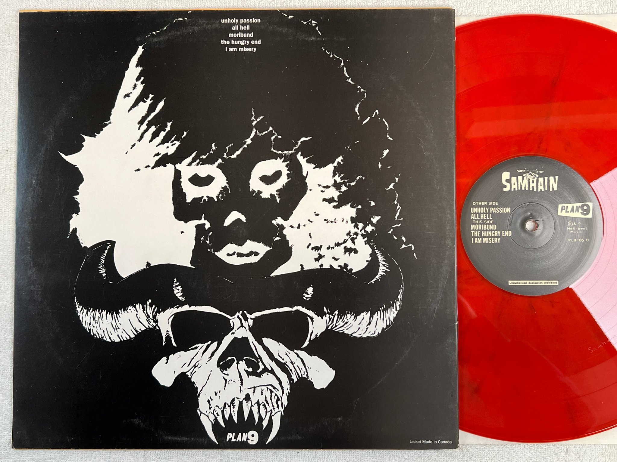 Omslagsbild för skivan SAMHAIN Unholy Passion 12" EP re Swe