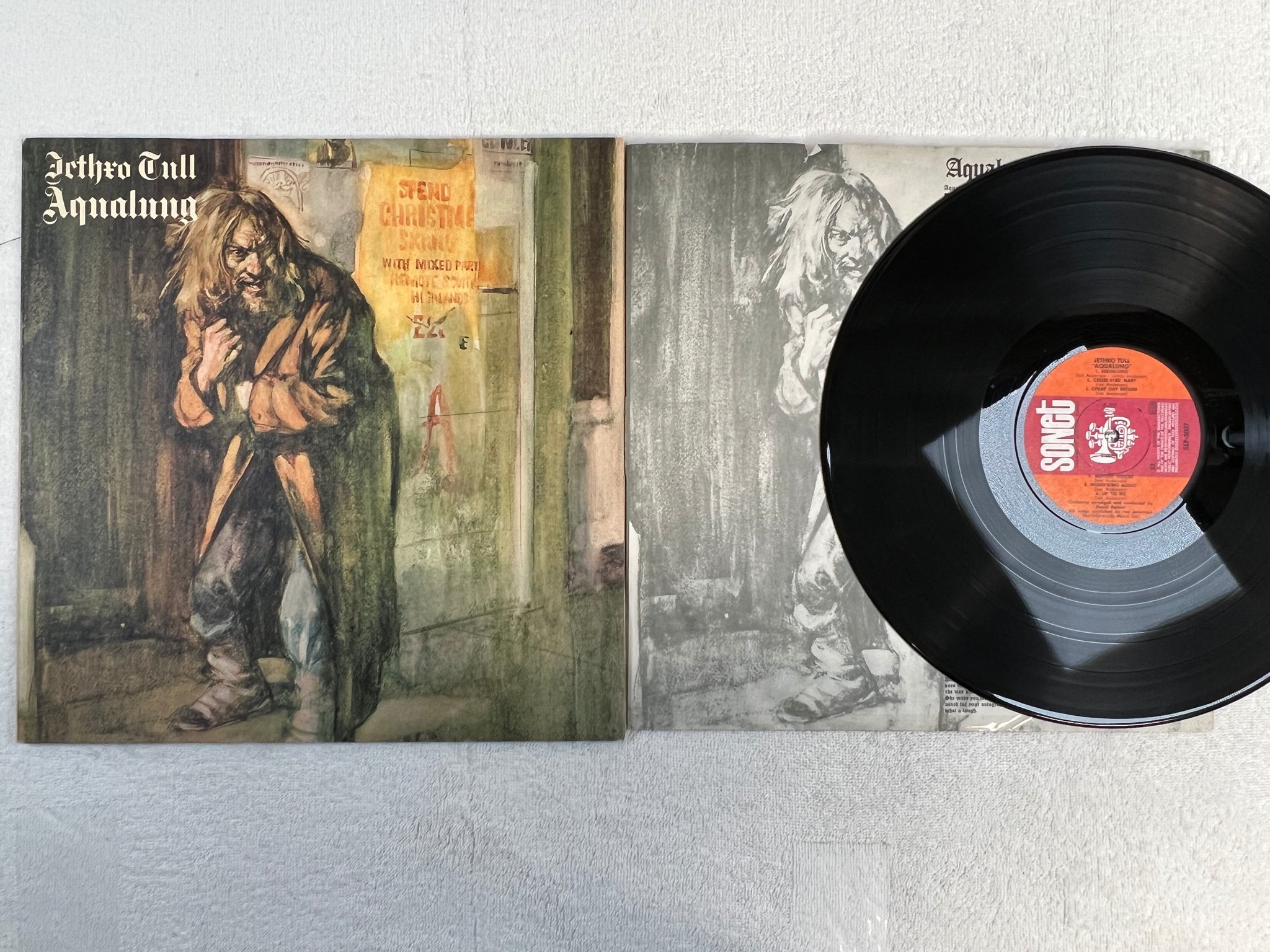 Omslagsbild för skivan JETHRO TULL aqualung LP -71 ncb SONET SLP-3007