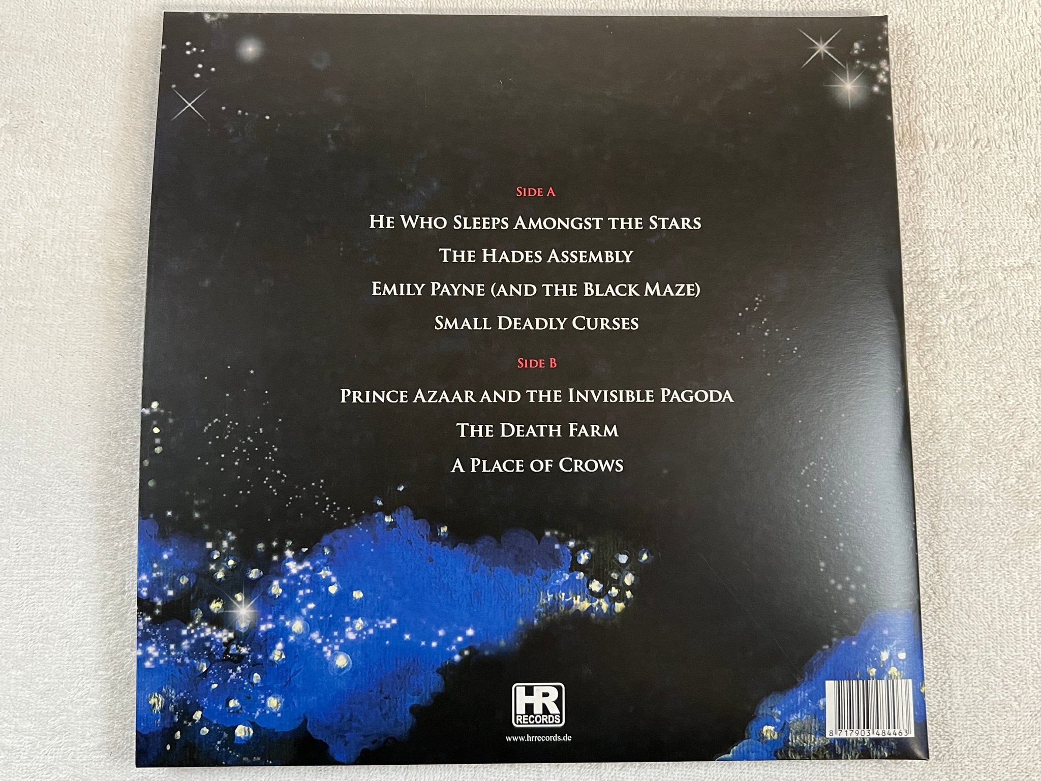 Omslagsbild för skivan KRUX III : He Who Sleeps Amongst The Stars LP 2011 Ger HRR 210