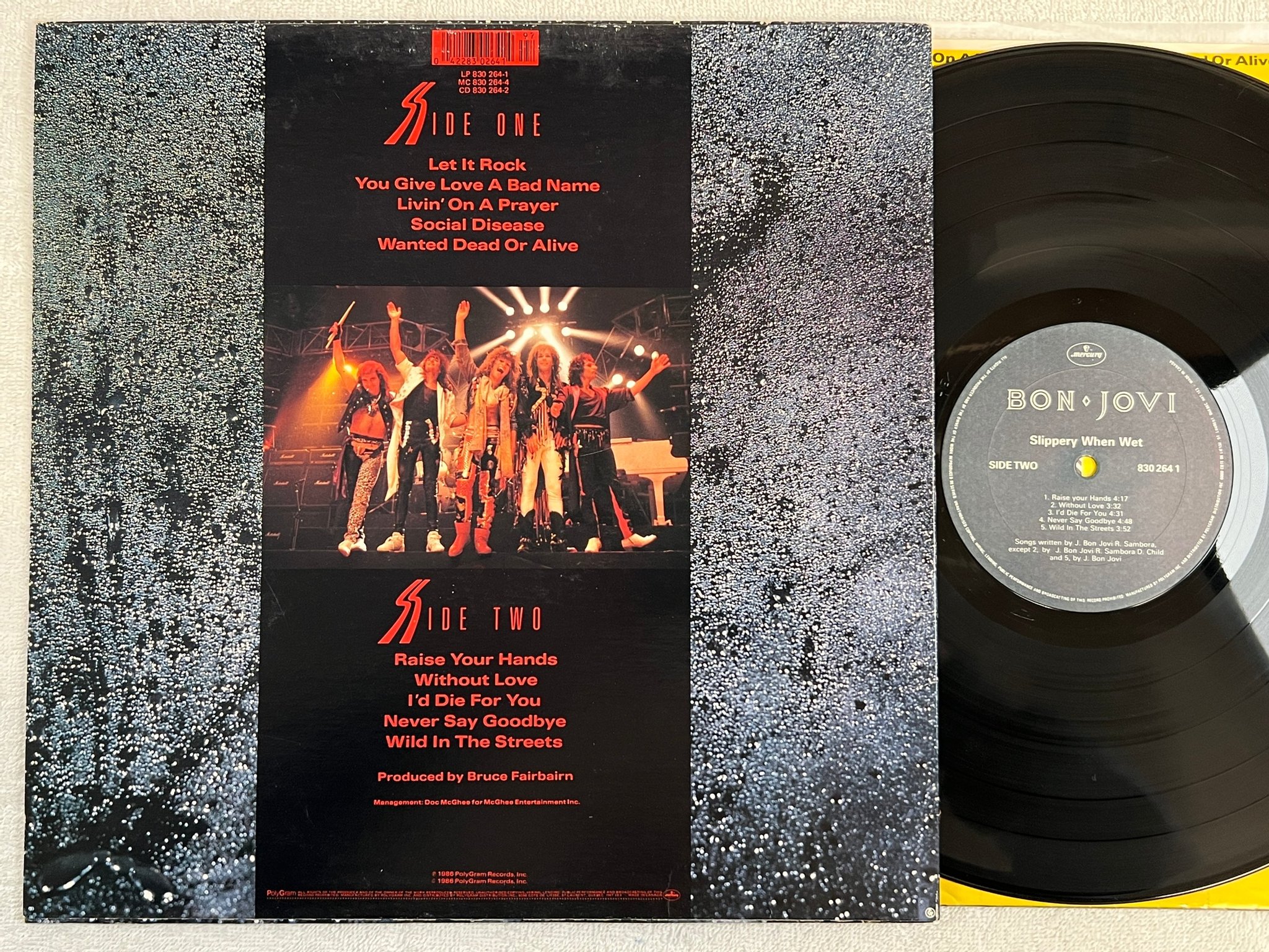 Omslagsbild för skivan BON JOVI slippery when wet LP Can MERCURY 830264 1
