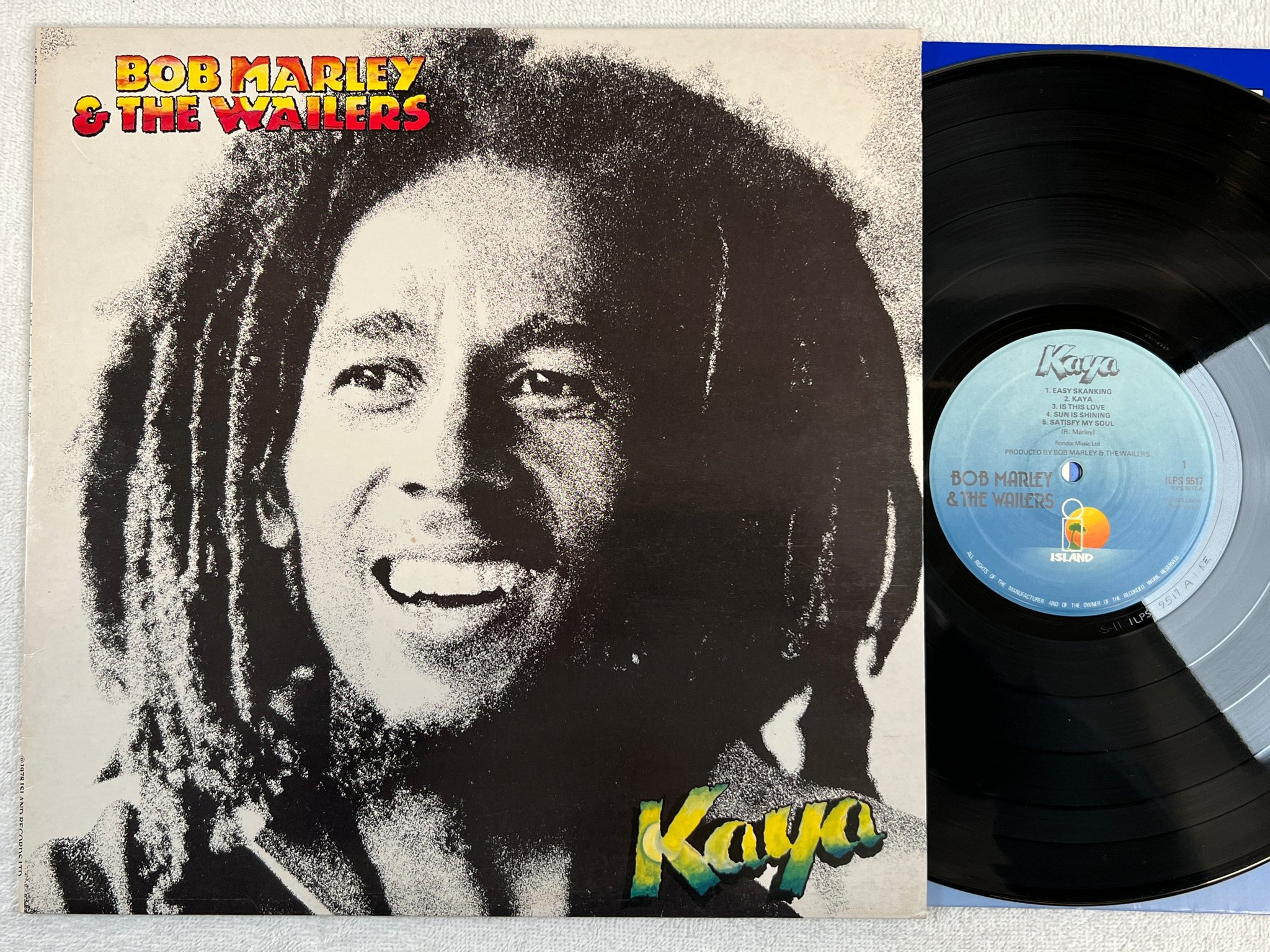 Omslagsbild för skivan BOB MARLEY & THE WAILERS kaya LP -78 UK ISLAND ILPS 9517