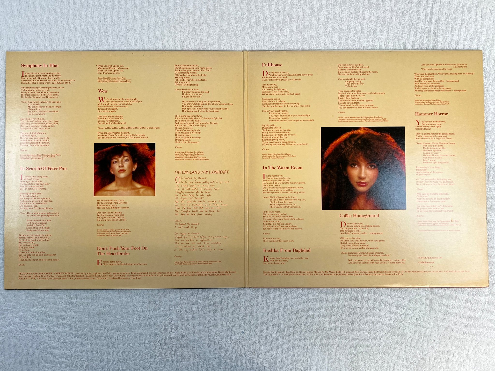 Omslagsbild för skivan KATE BUSH lionheart LP -78 UK EMI EMA 787 